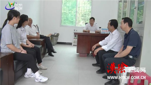 夏兆国：心系家乡干实事 爱心帮扶学生圆梦大学