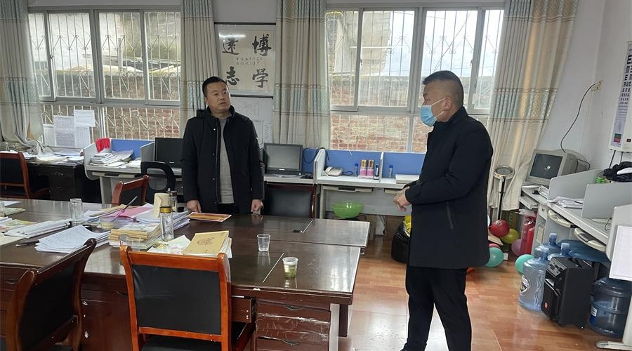 蒲溪镇中心小学开展疫情防控暨冬季安全工作督导检查