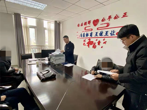 唤亲情，解矛盾，法情结合促和谐