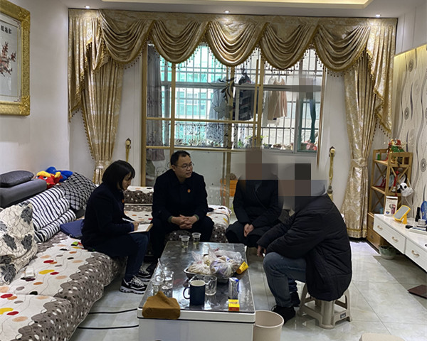汉阴法院民事审判庭快审快结一起财产损害赔偿纠纷案