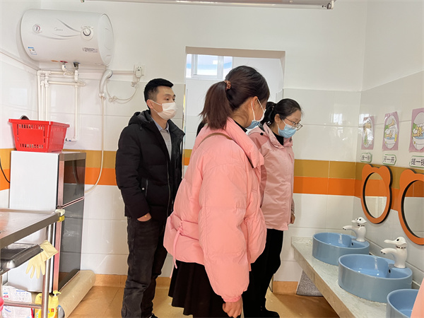 夯实卫生保健，助力萌宝成长