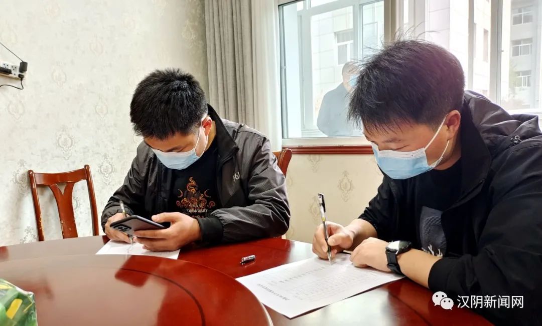 防疫不松懈！人大代表、工作人员进行核酸检测