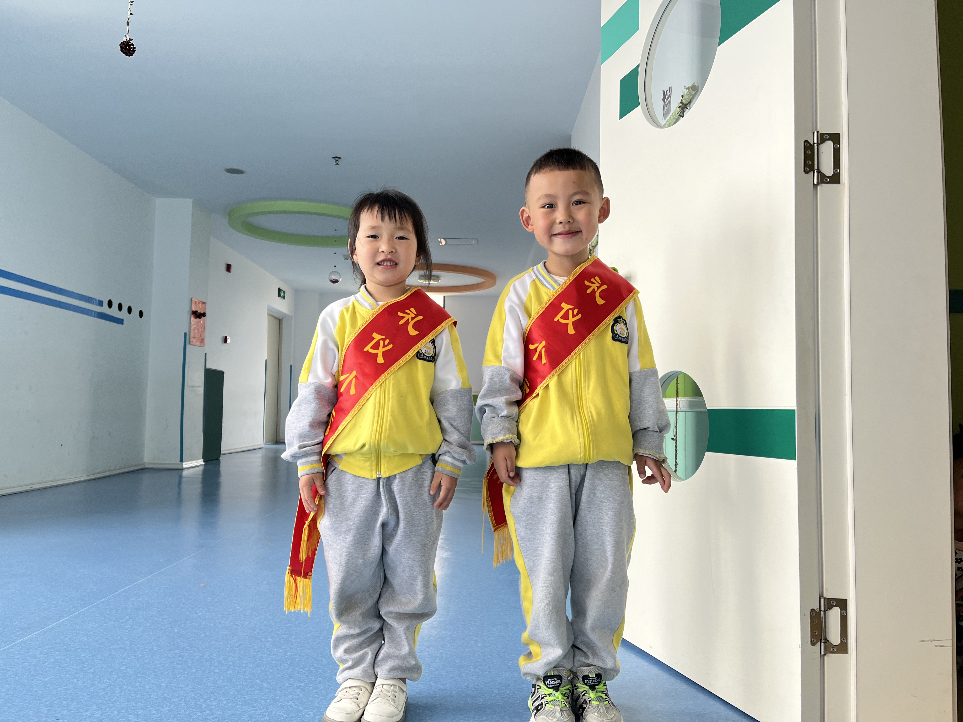 汉阴县凤台幼儿园：学礼仪懂礼貌，当标兵展风采