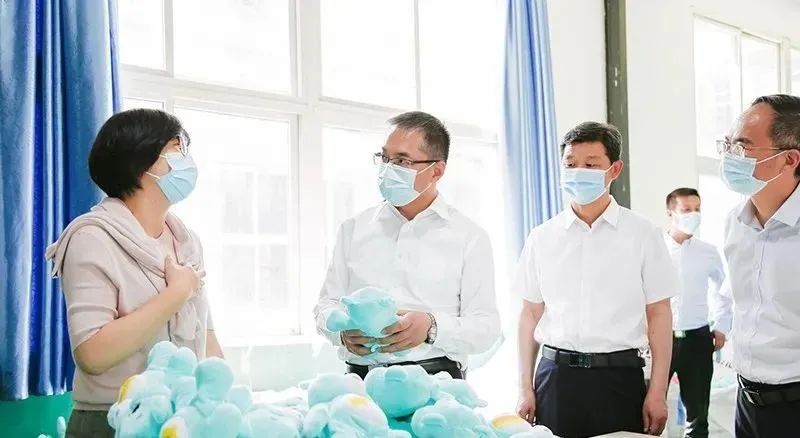 代市长王浩来汉阴调研乡村振兴、县域经济、产业发展等工作