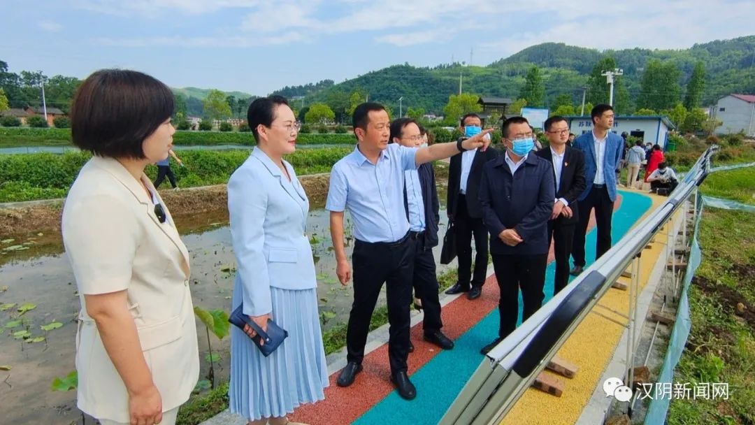 【汉阴要闻】汉阴：刘飞霞到双乳镇调研乡村振兴暨“321”基层治理提质增效工作