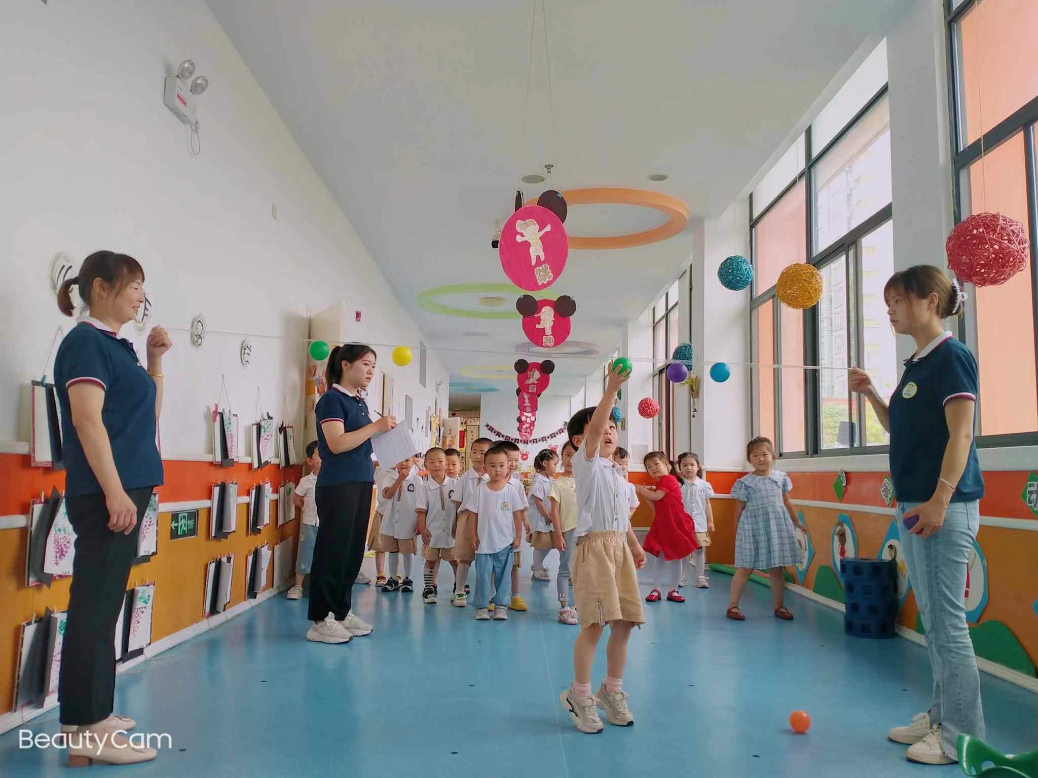 汉阴县凤台幼儿园开展期末幼儿素质测评活动