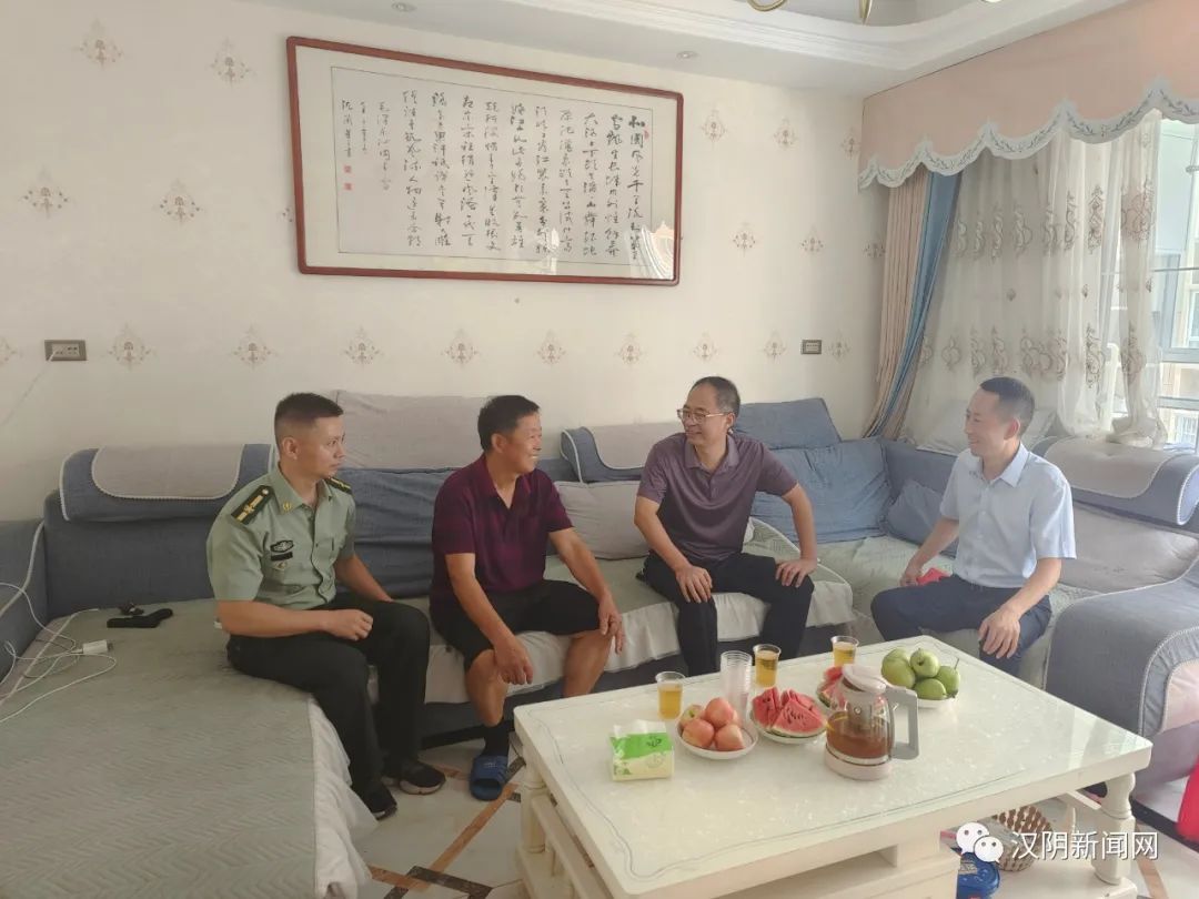 【庆“八一”】汉阴：陈永乐到涧池镇走访慰问退伍军人