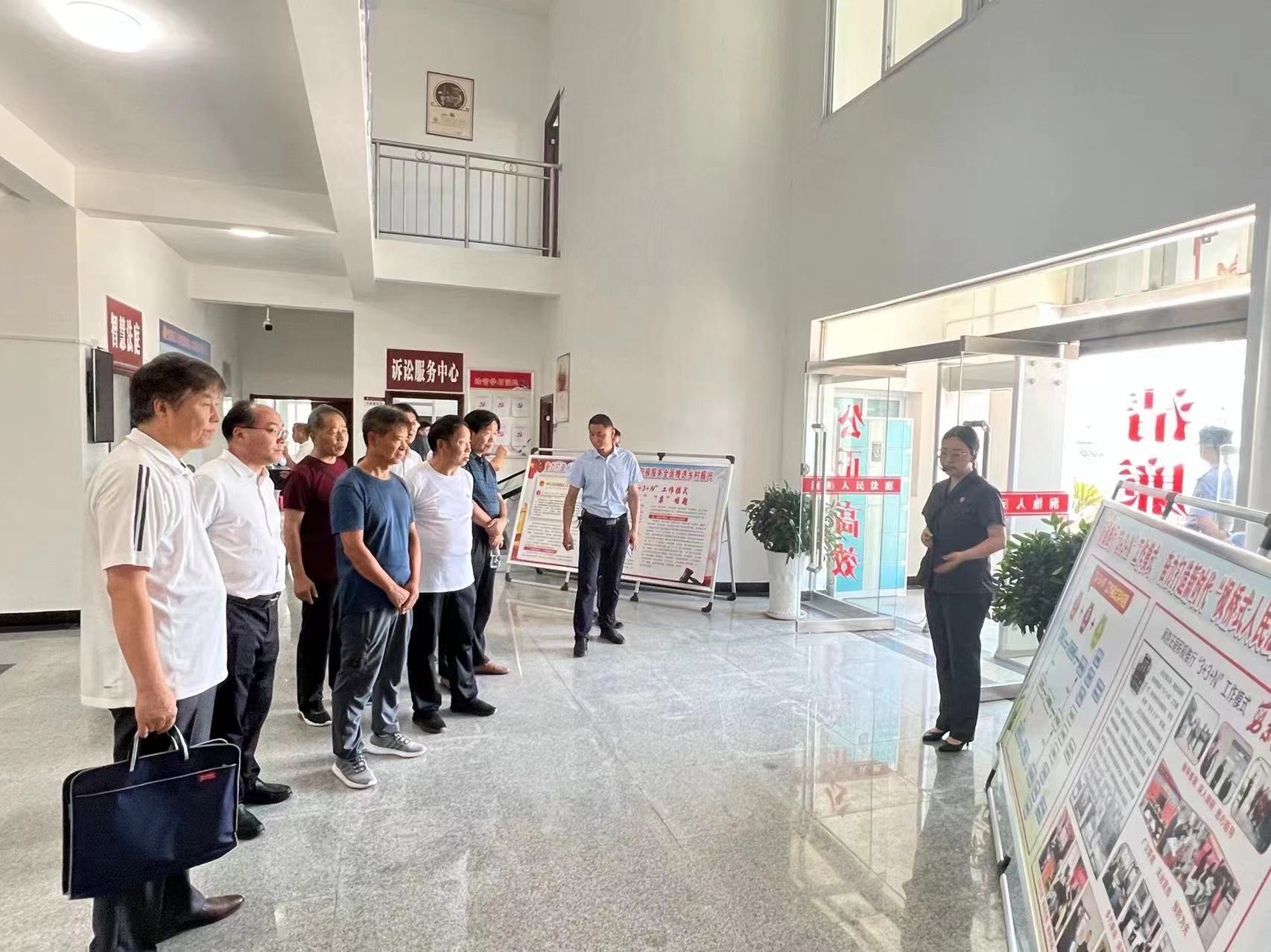 商洛市商州区考察团来汉阴法院涧池法庭考察“3+3+N”工作模式