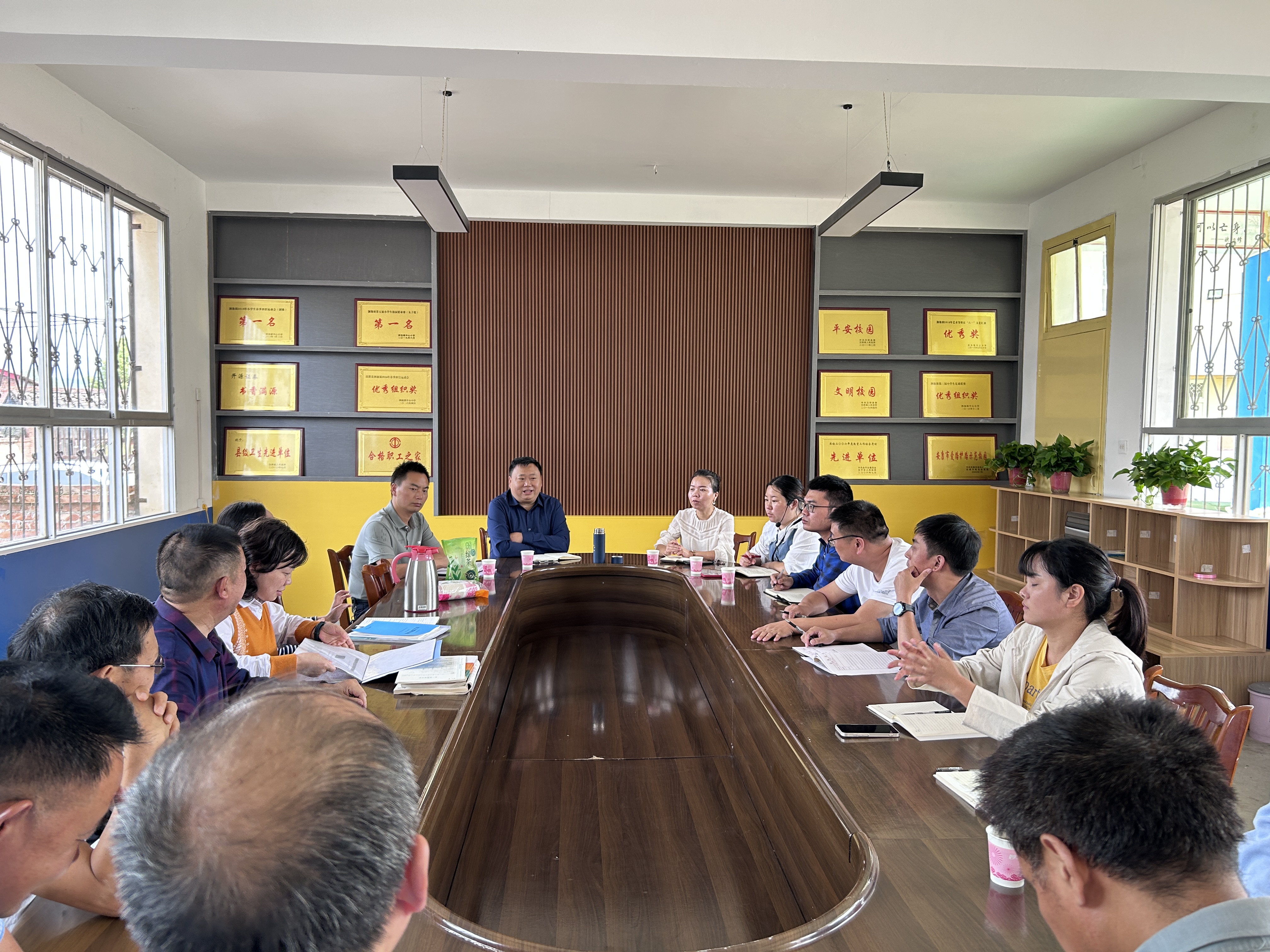 汉阴县涧池镇中心小学广泛开展教育质量提升大讨论
