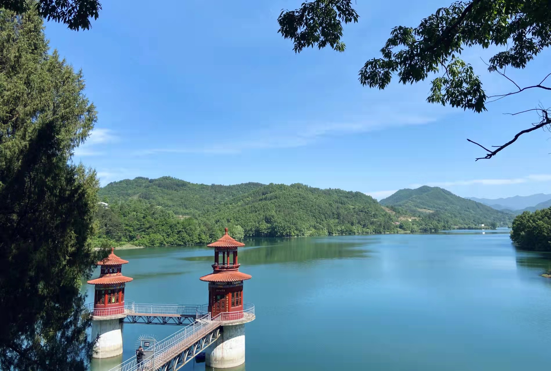 汉阴县：践行河长制助力乡村振兴