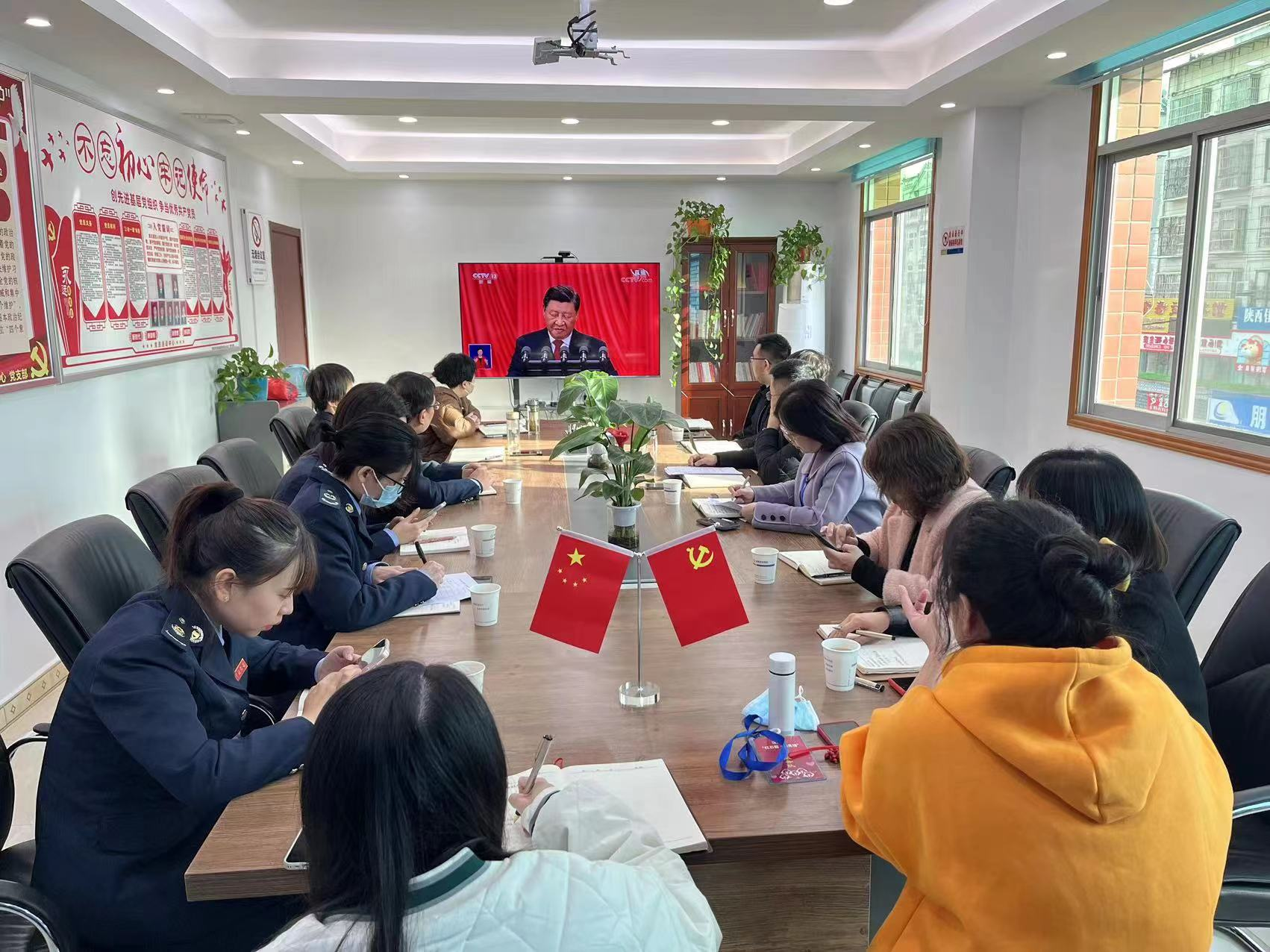 “红石榴 陕先锋”，促提升、转作风