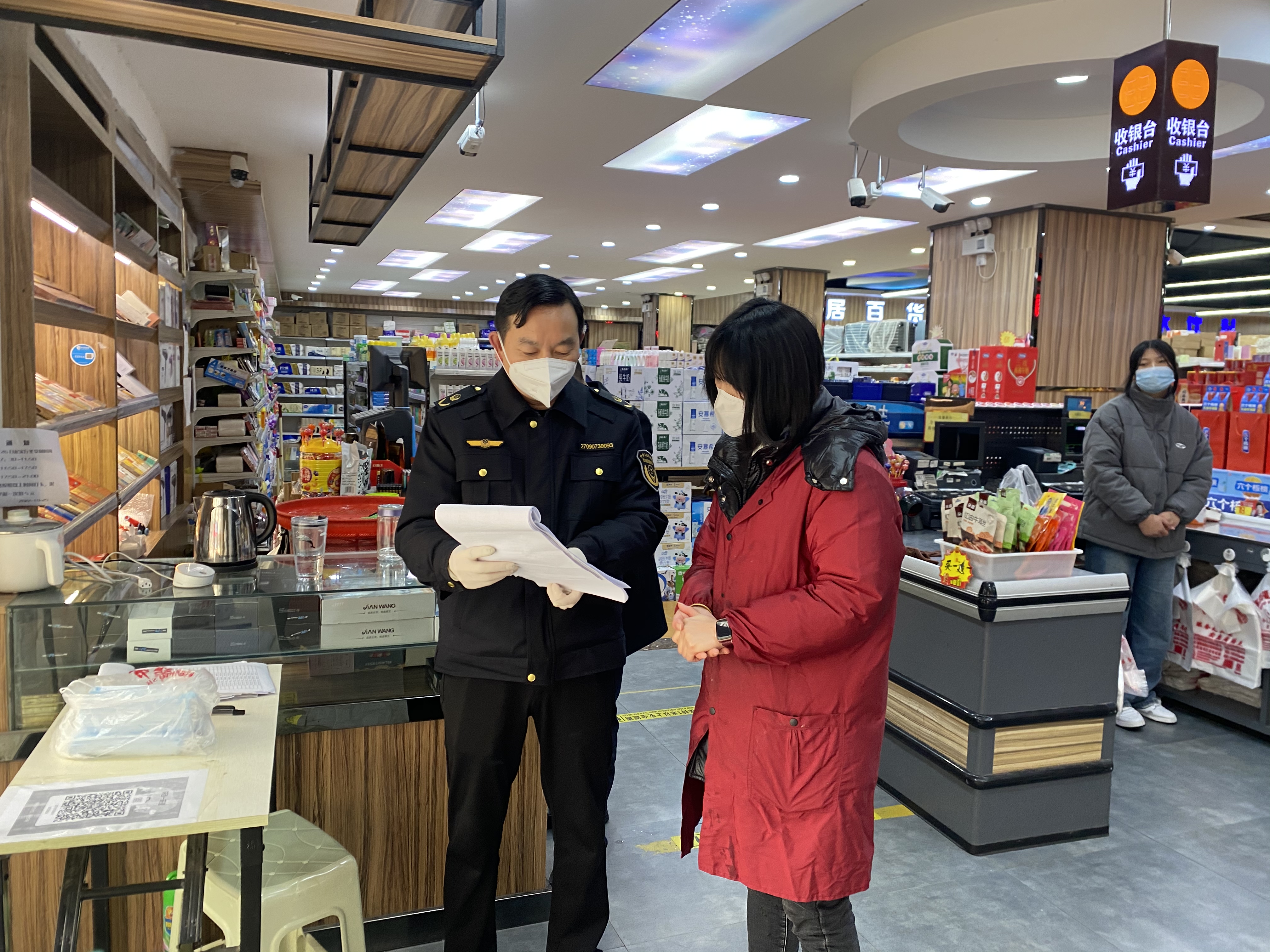 胡义友：市监“疫线”显担当
