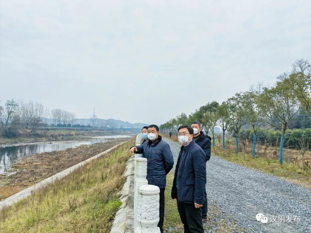 汉阴县政府分管领导调研河长制工作