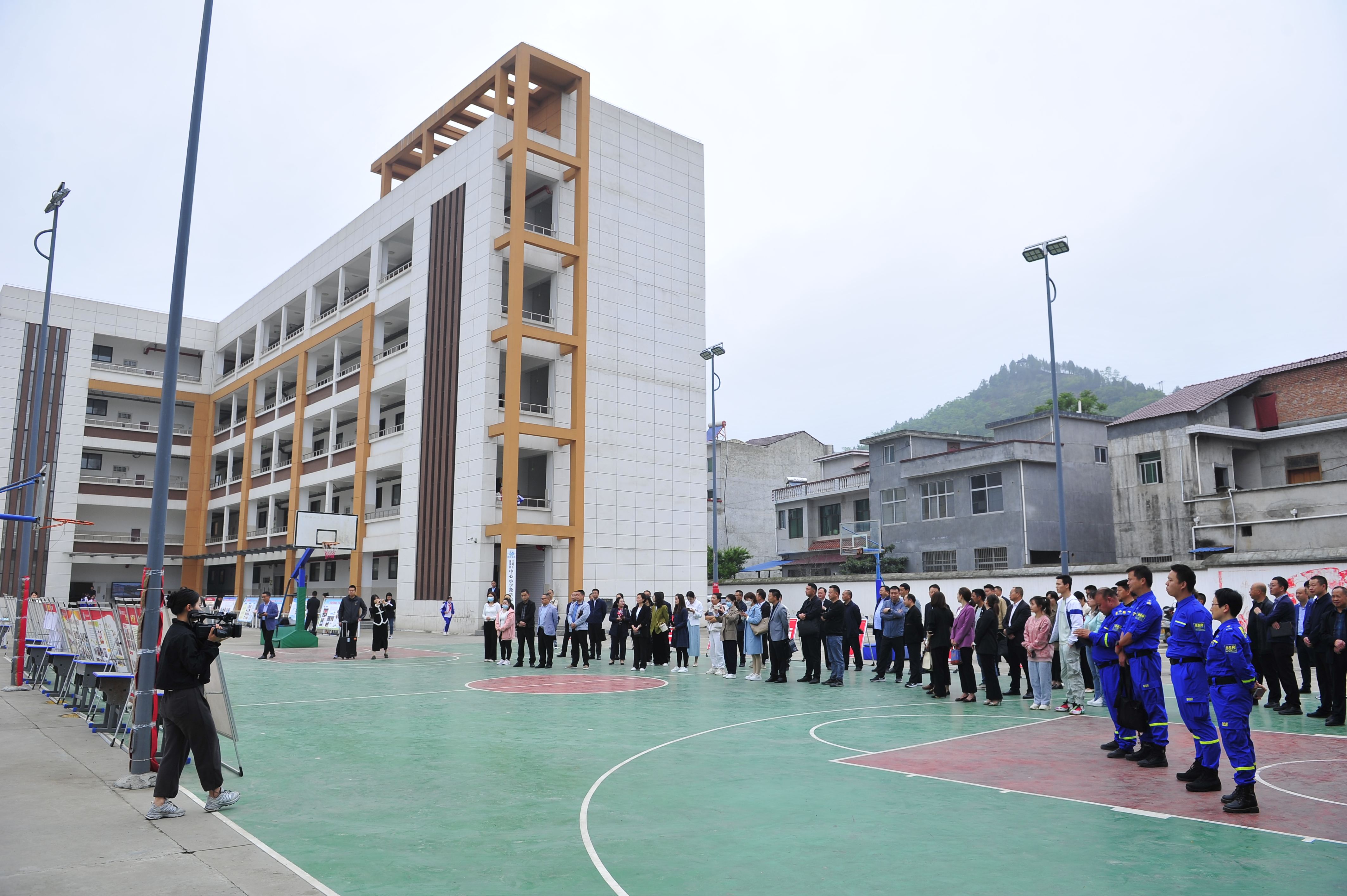 汉阴县召开2023年预防中小学生溺水现场会
