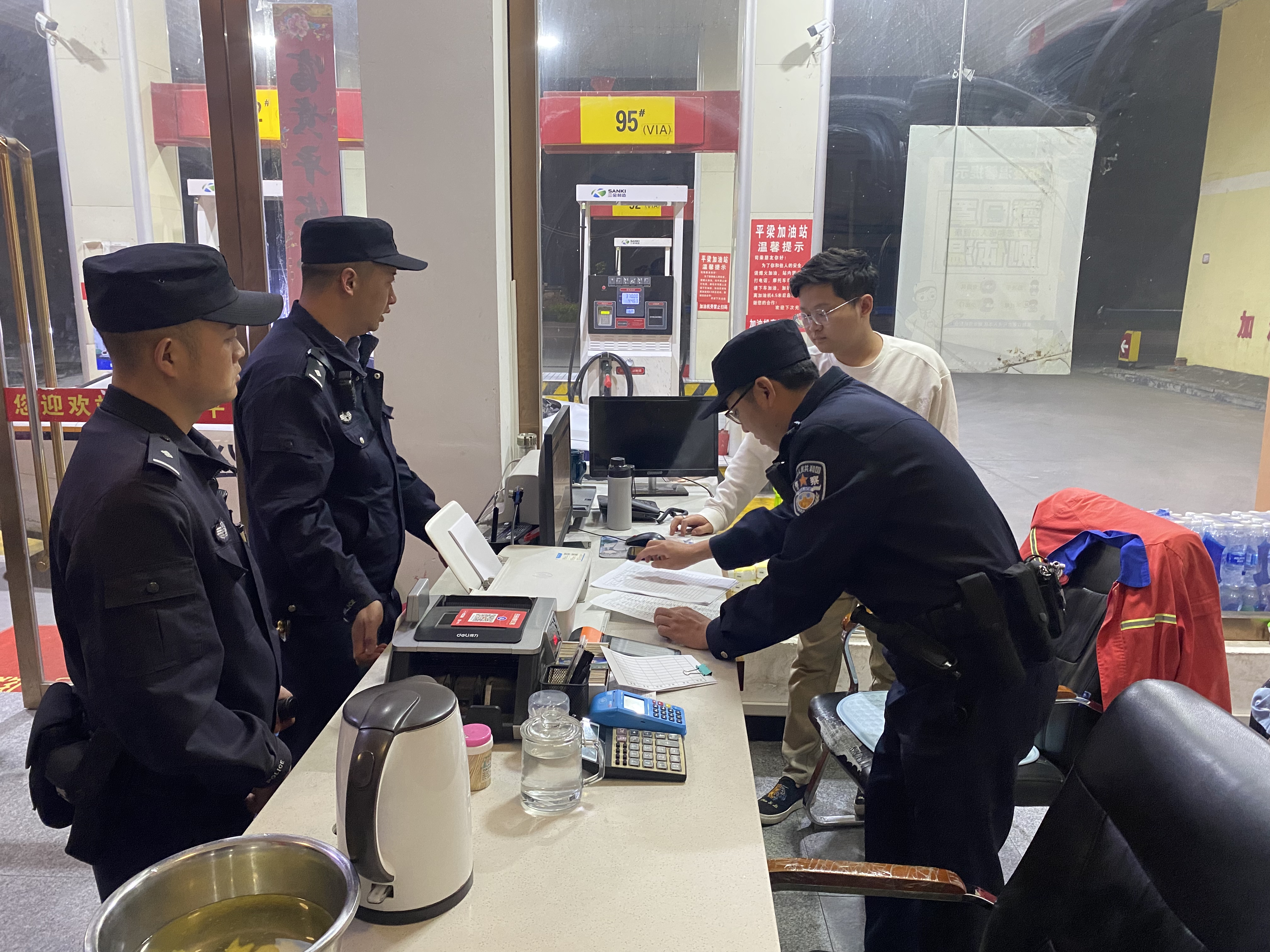 汉阴：强化加油站安全监管，切实增强安全意识