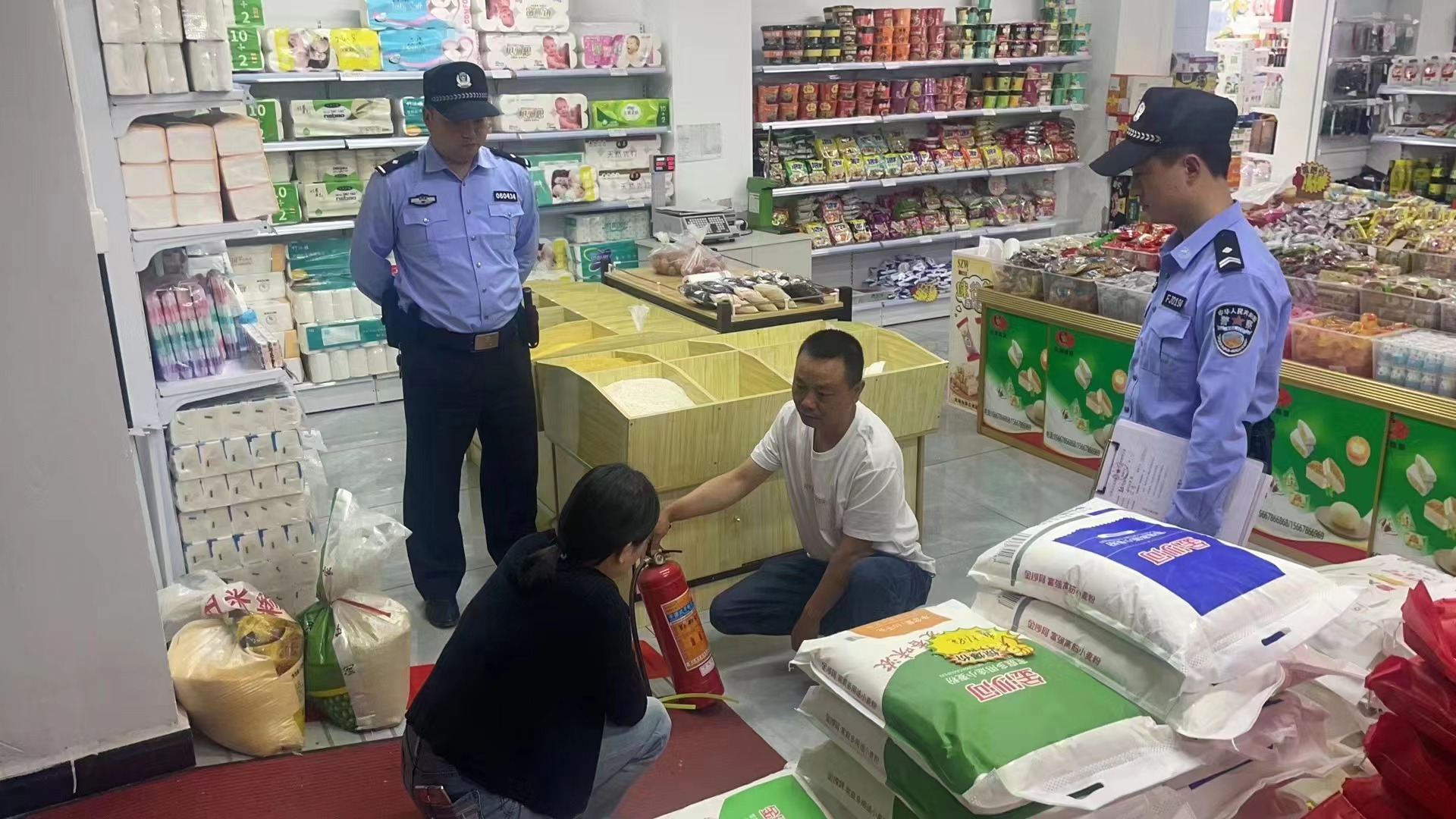 涧池镇筑牢安全生产“防火墙”