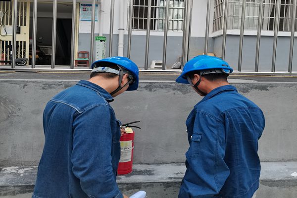 国网汉阴县供电公司：小区专项排查 保障安全用电