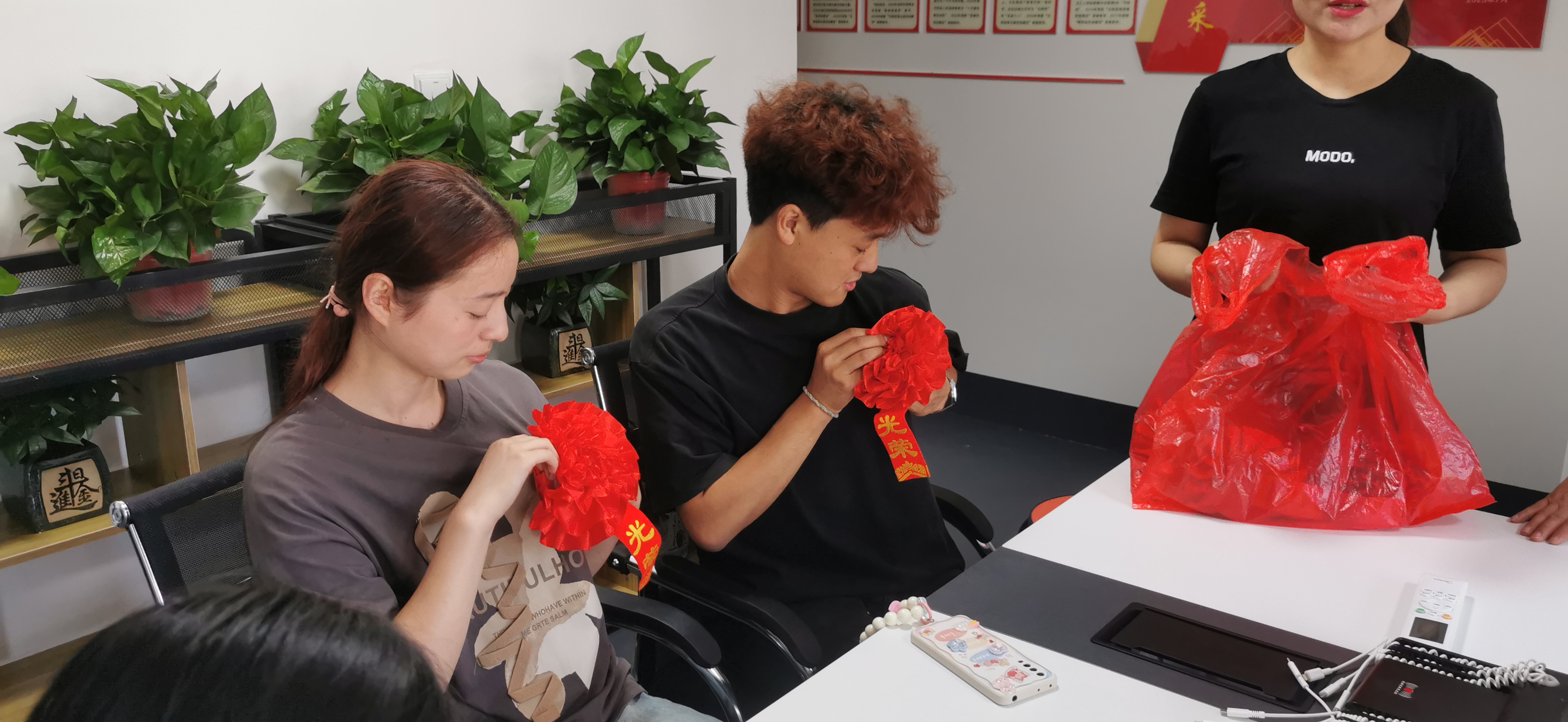城关镇李家台社区：集体升学礼弘扬文明新风尚