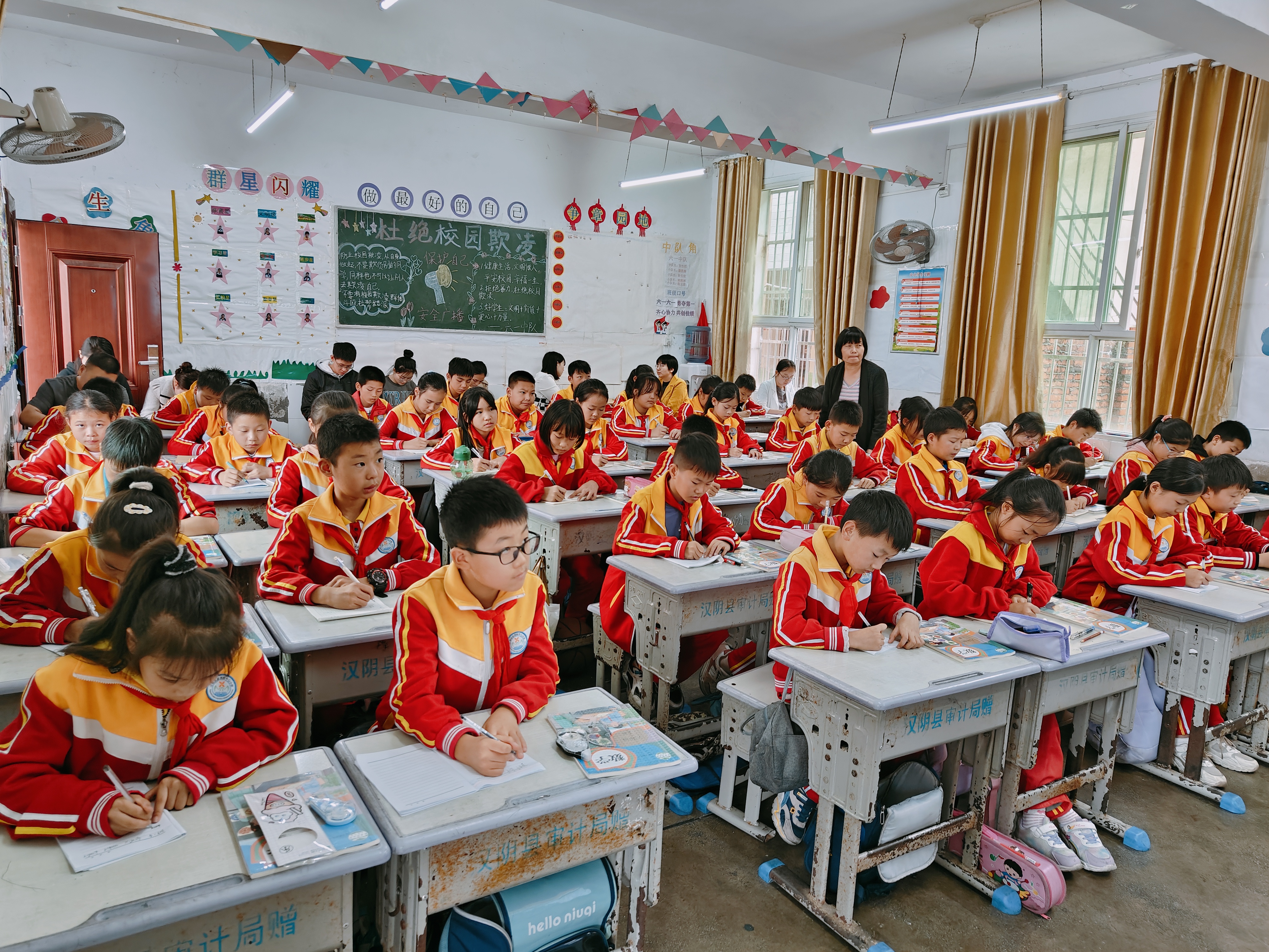 汉阴县漩涡镇中心小学：抓实常规提质量  推进“双减”促均衡