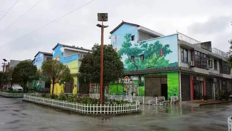 汉阴县城关镇：不负“村”光迎蝶变