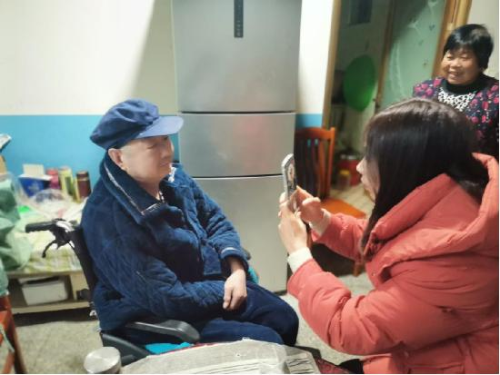 汉阴县城关镇长窖村：生存认证上门办，便民服务暖心间