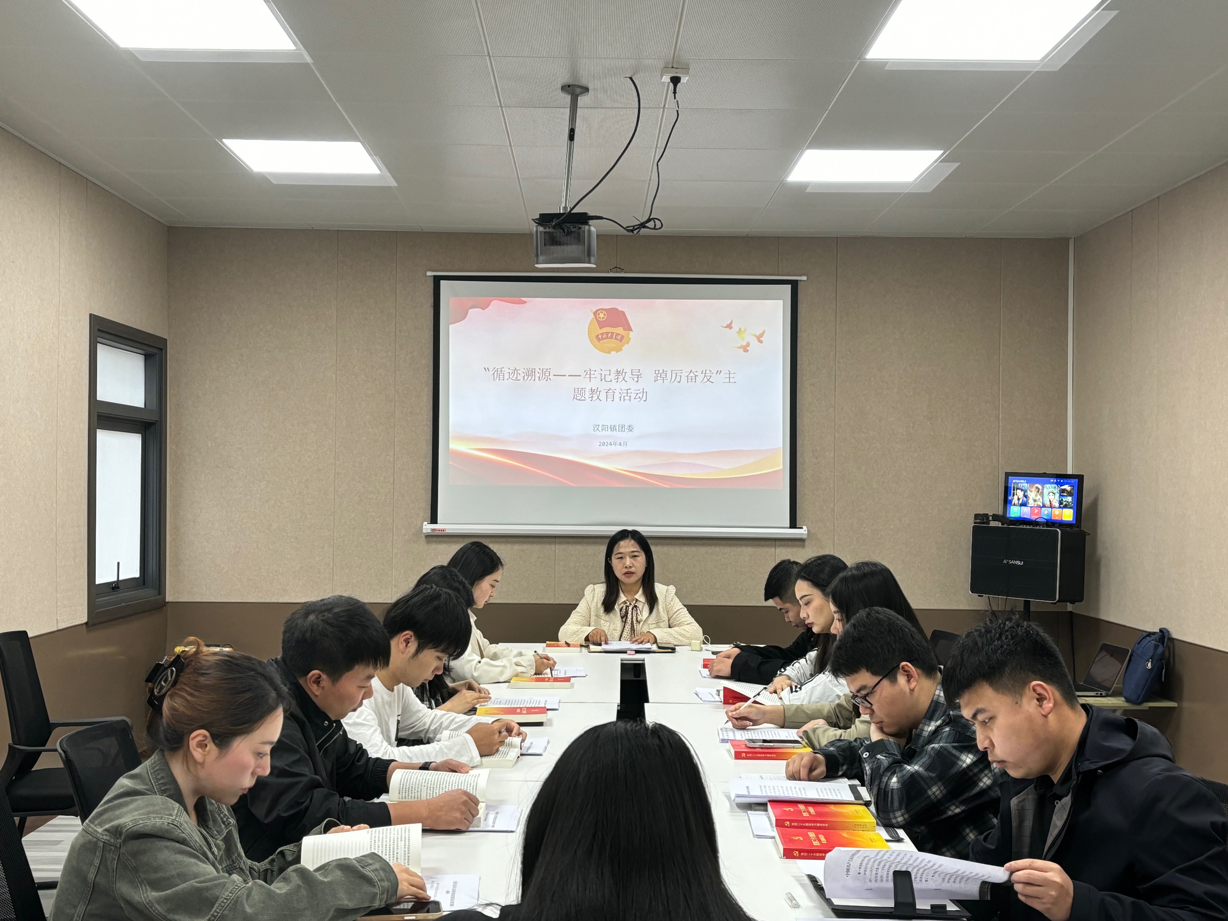 汉阳镇开展“循迹溯源——牢记教导 踔厉奋发”主题教育活动