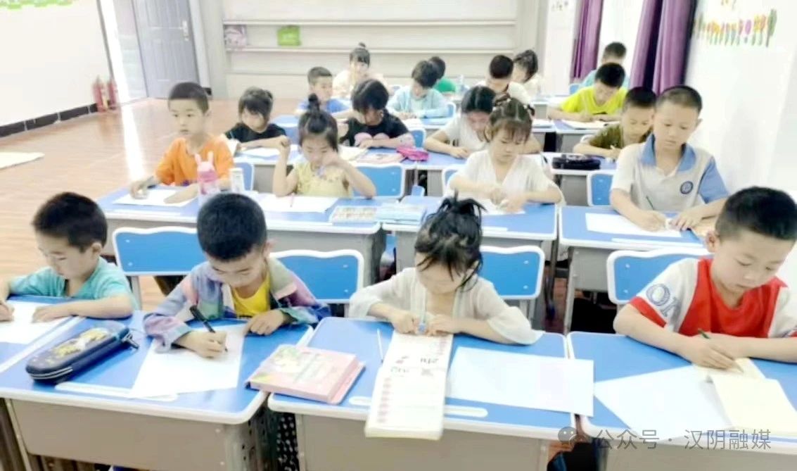 汉阴：“社区工厂+儿童之家”助力留守妇女“幸福就业”