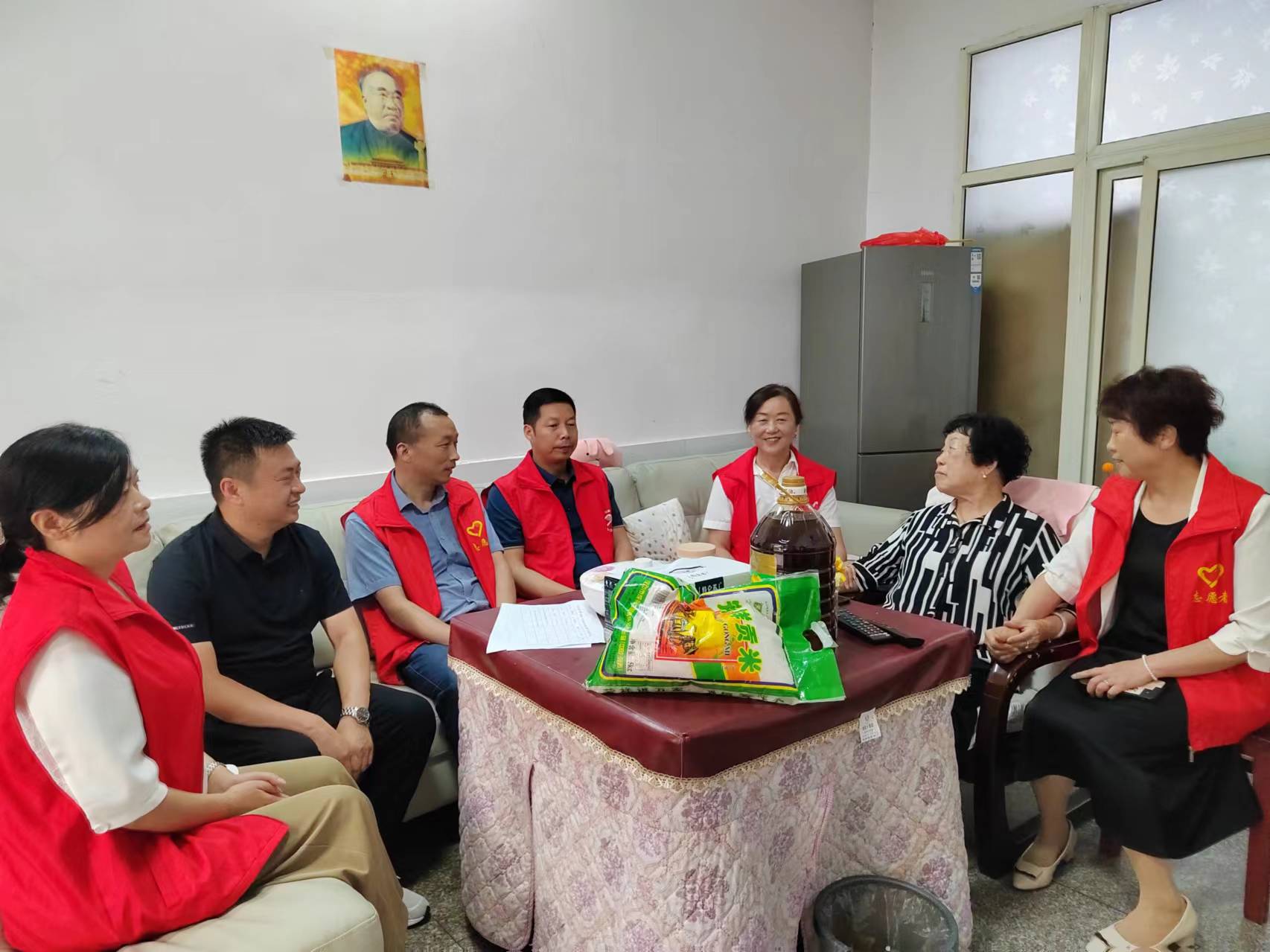 汉阴县退役军人事务局：粽香情更切 走访暖民心