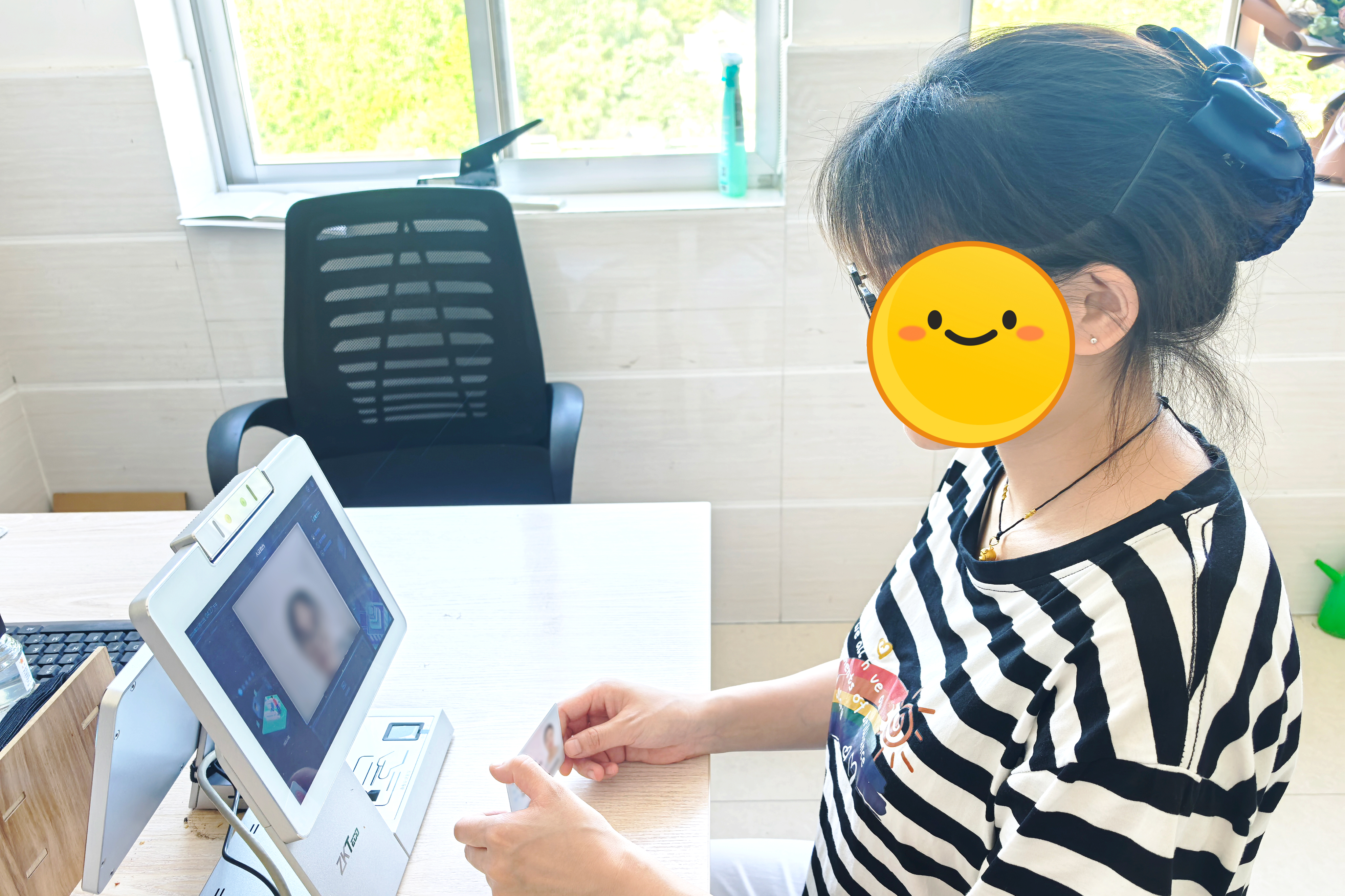 汉阴县人民医院启用《出生医学证明》人证核验系统