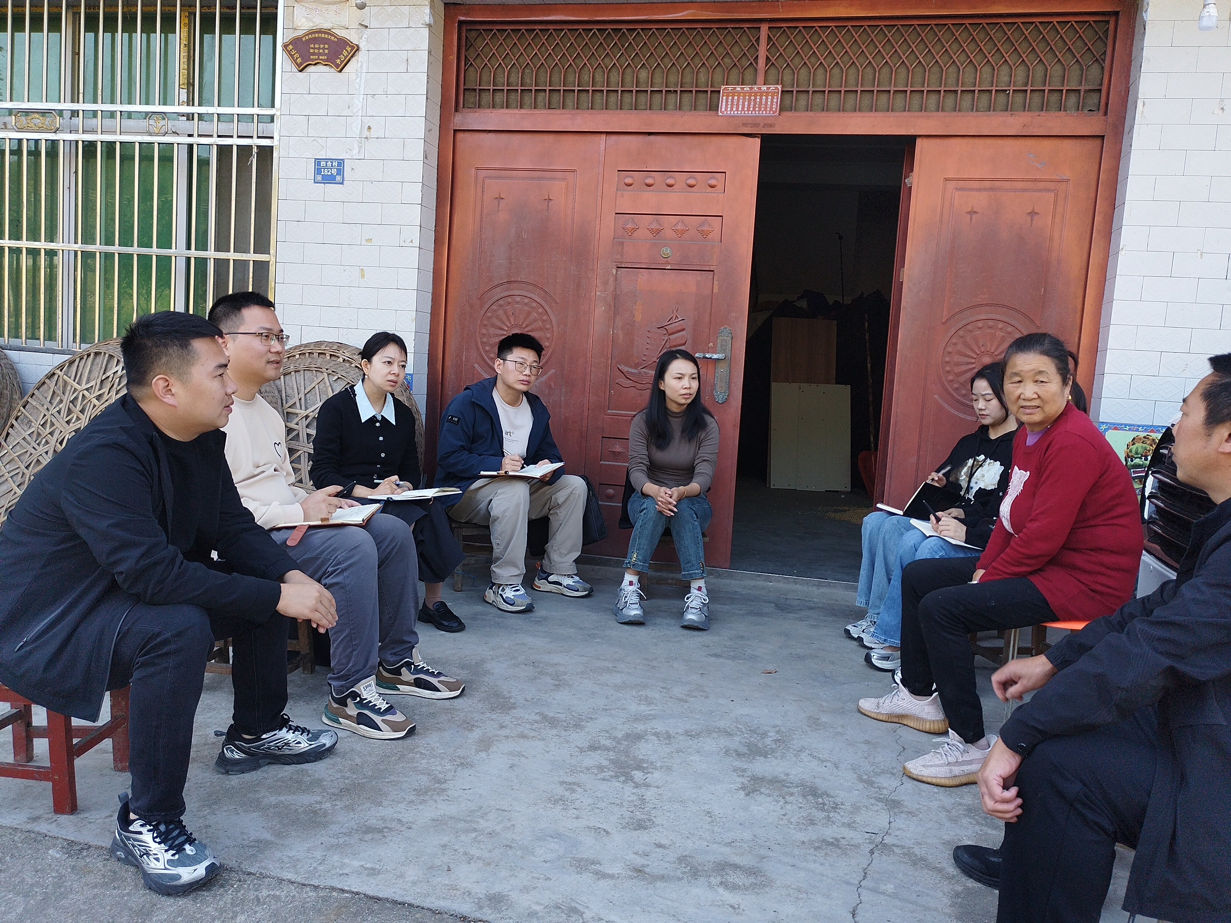 汉阴县人大常委会开展新闻宣传采风促干部作风能力提升
