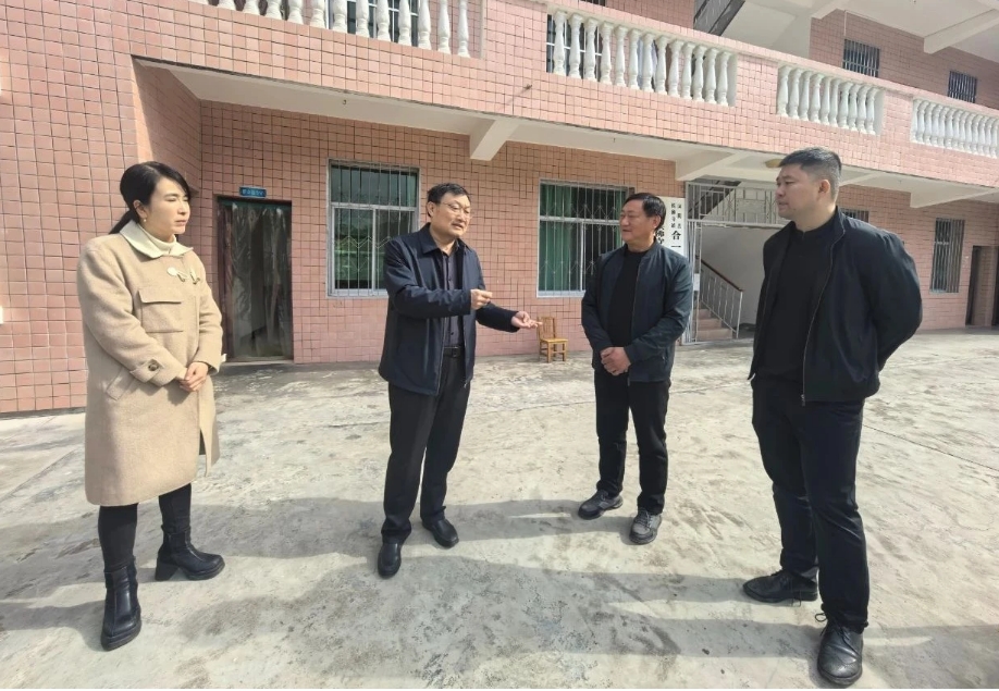 汉阴：县委常委、县纪委书记、县监委主任唐如刚到铁佛寺镇和蒲溪镇调研重点工作