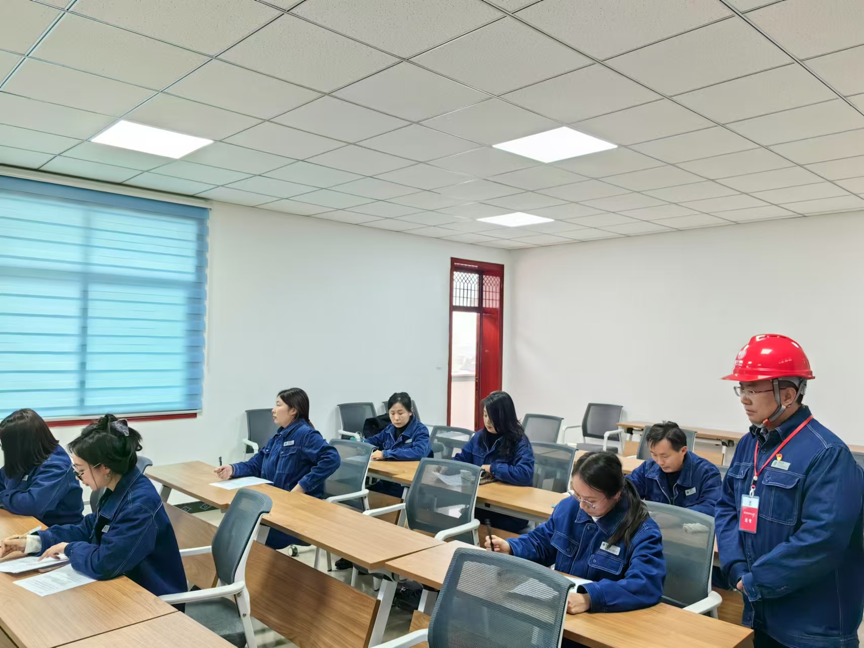 国网汉阴县供电公司：实操考评展身手 以考促学强技能 