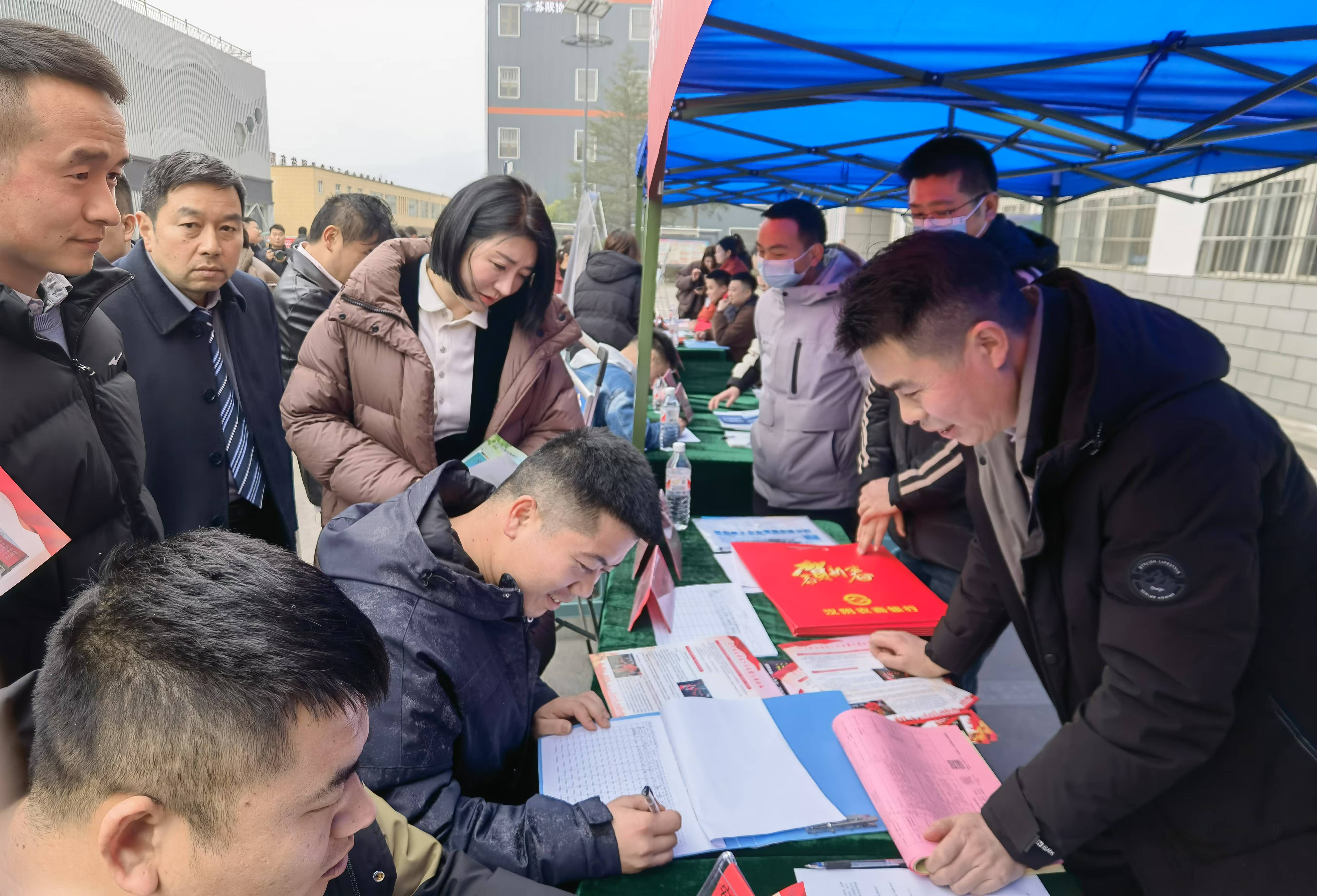 汉阴县退役军人事务局：靶向精准发力 助力退役军人高效就业
