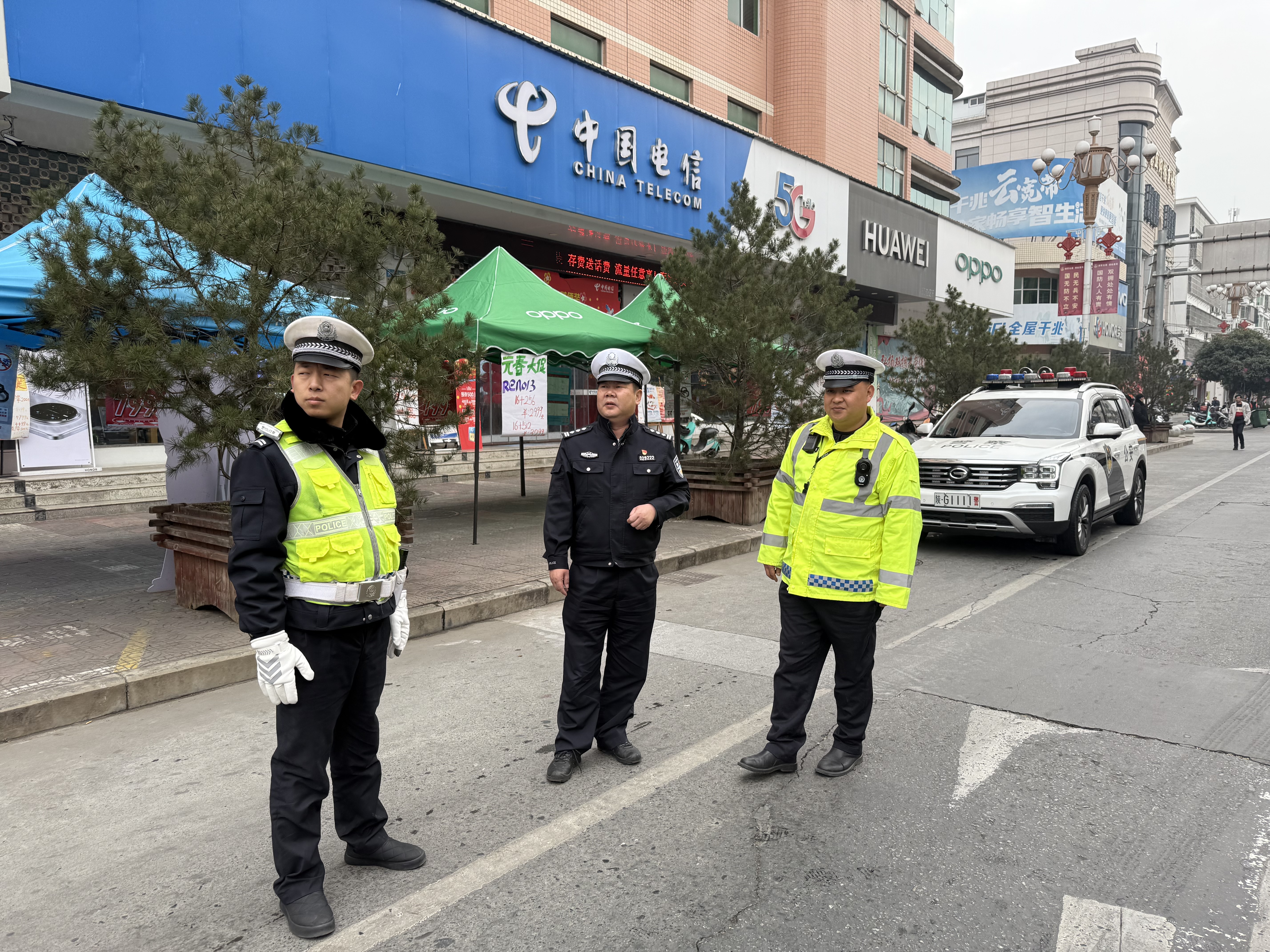 汉阴公安交警：守平安春运“三个举措 ”迎新春佳节路畅人安