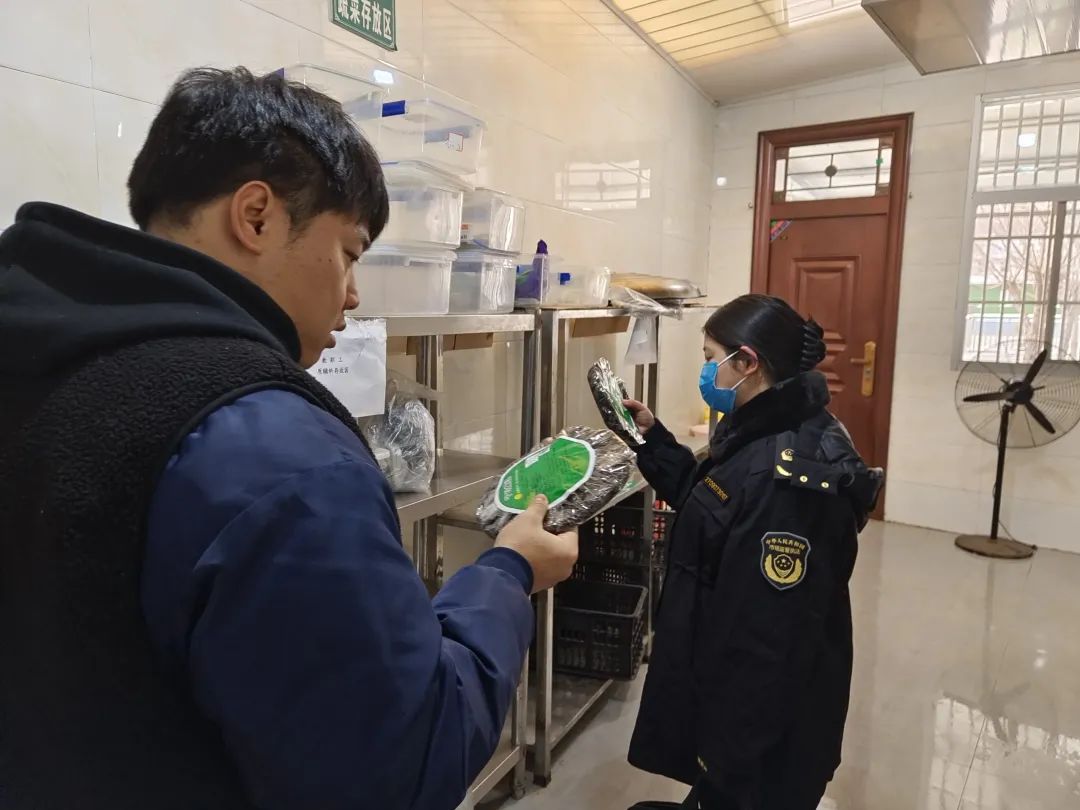 中国首个“全球通办”婚姻登记场所在厦门鼓浪屿启用
