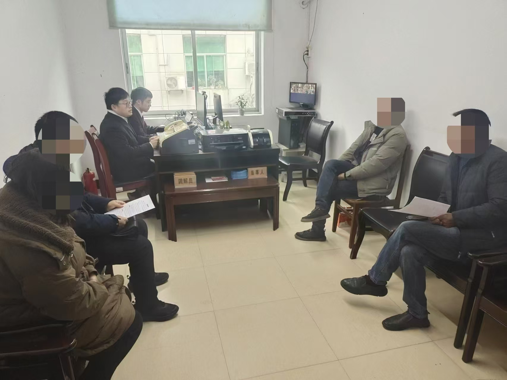 汉阴法院：家人“传声” 巧解离婚纠纷