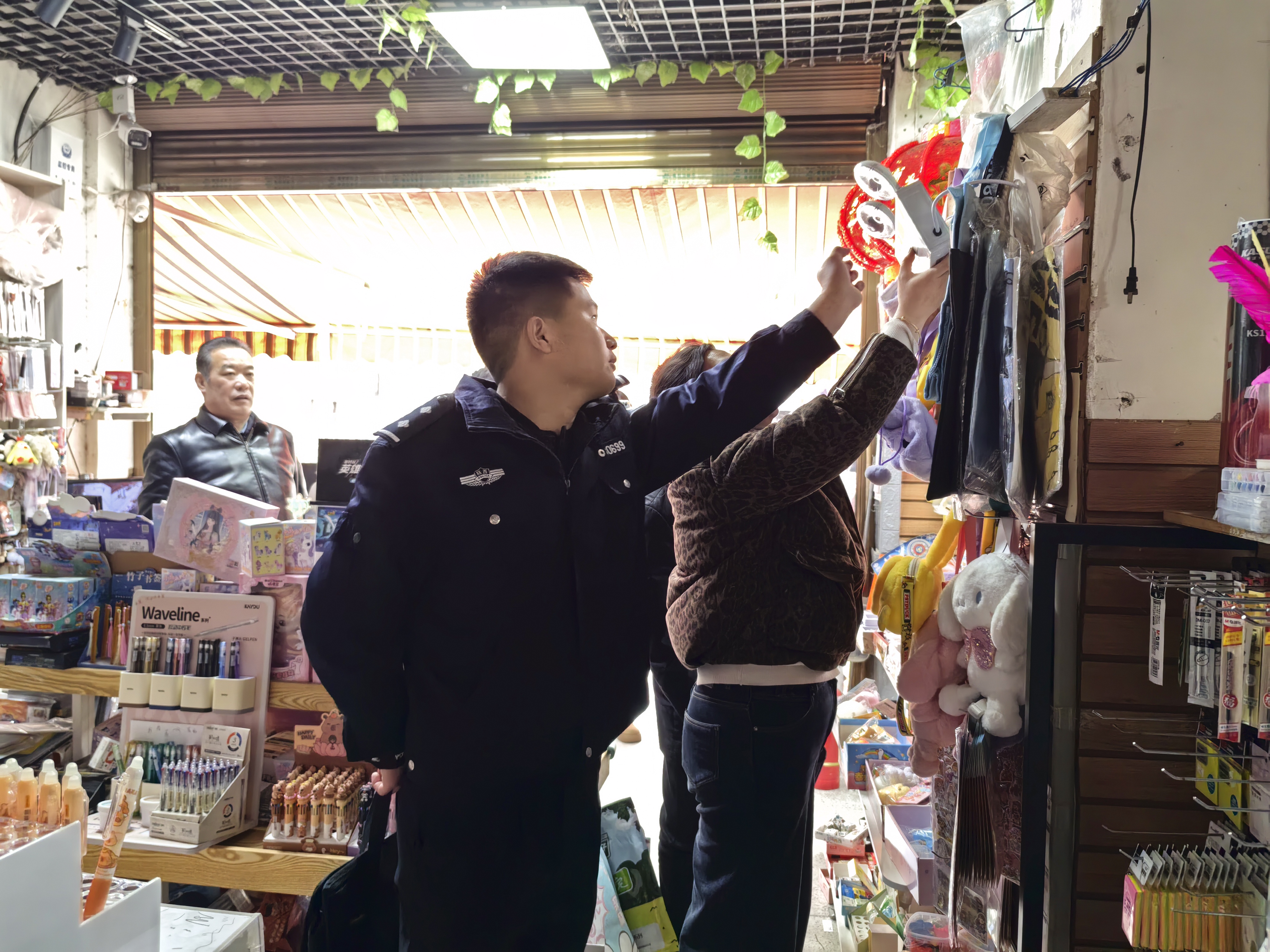 汉阴县涧池镇开展校园及周边环境综合整治