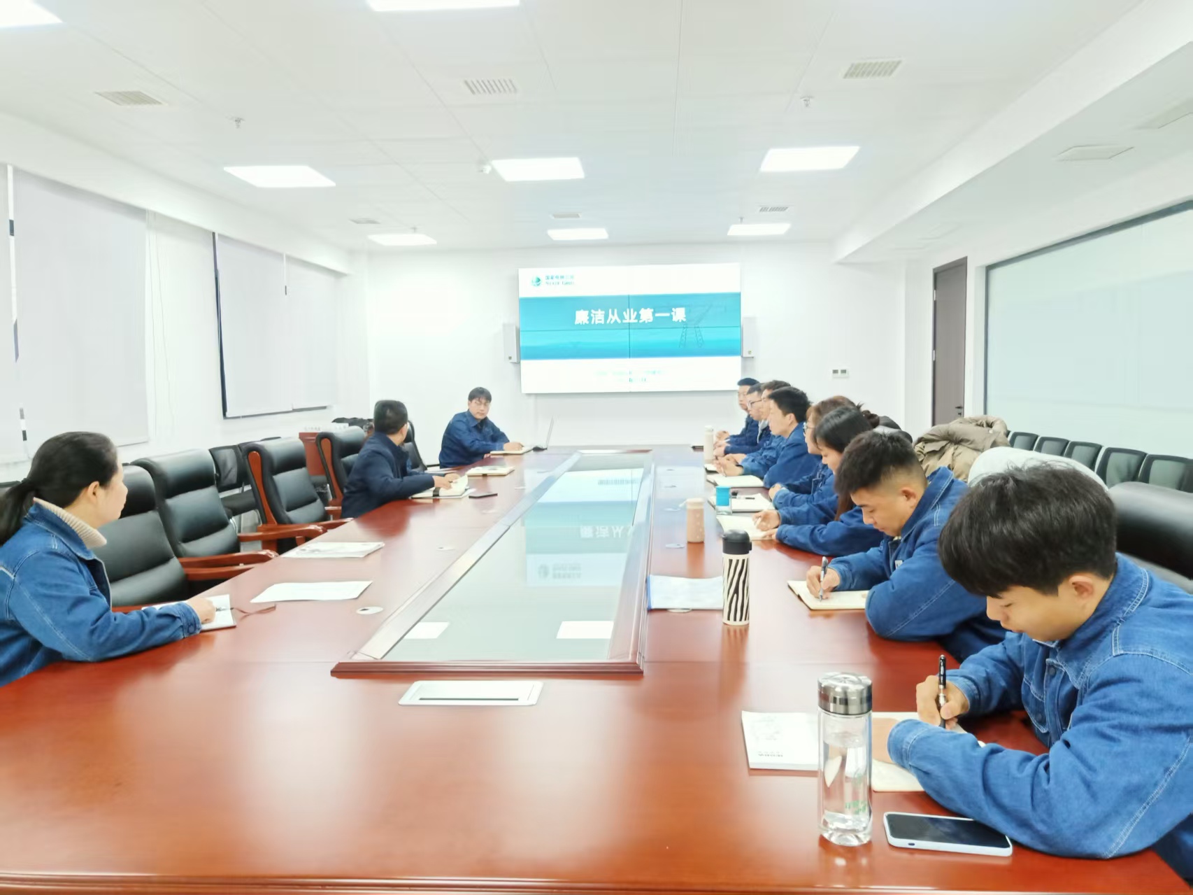 国网汉阴县供电公司：以廉洁“春风”育职场“新苗”