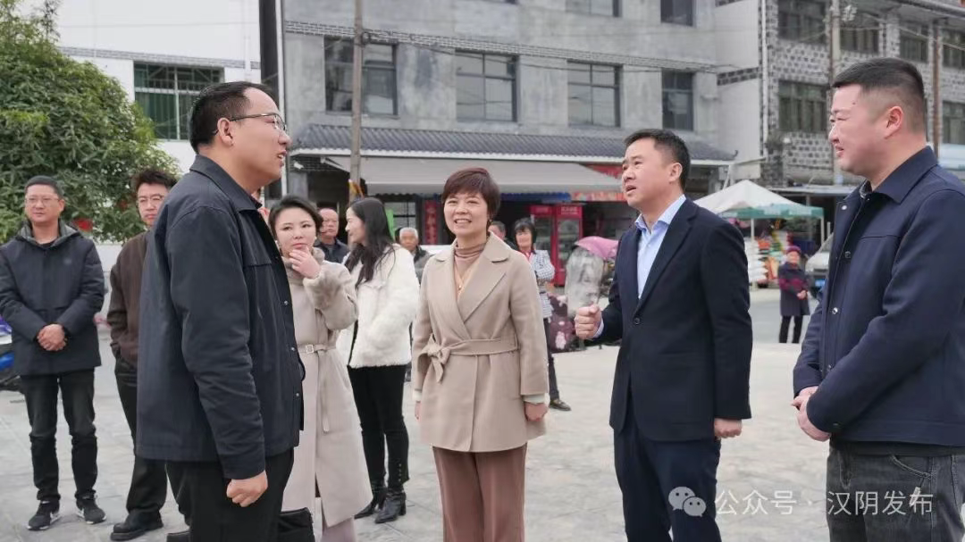 汉阴：县委常委、宣传部部长周星调研指导“三下乡”集中示范活动筹备工作