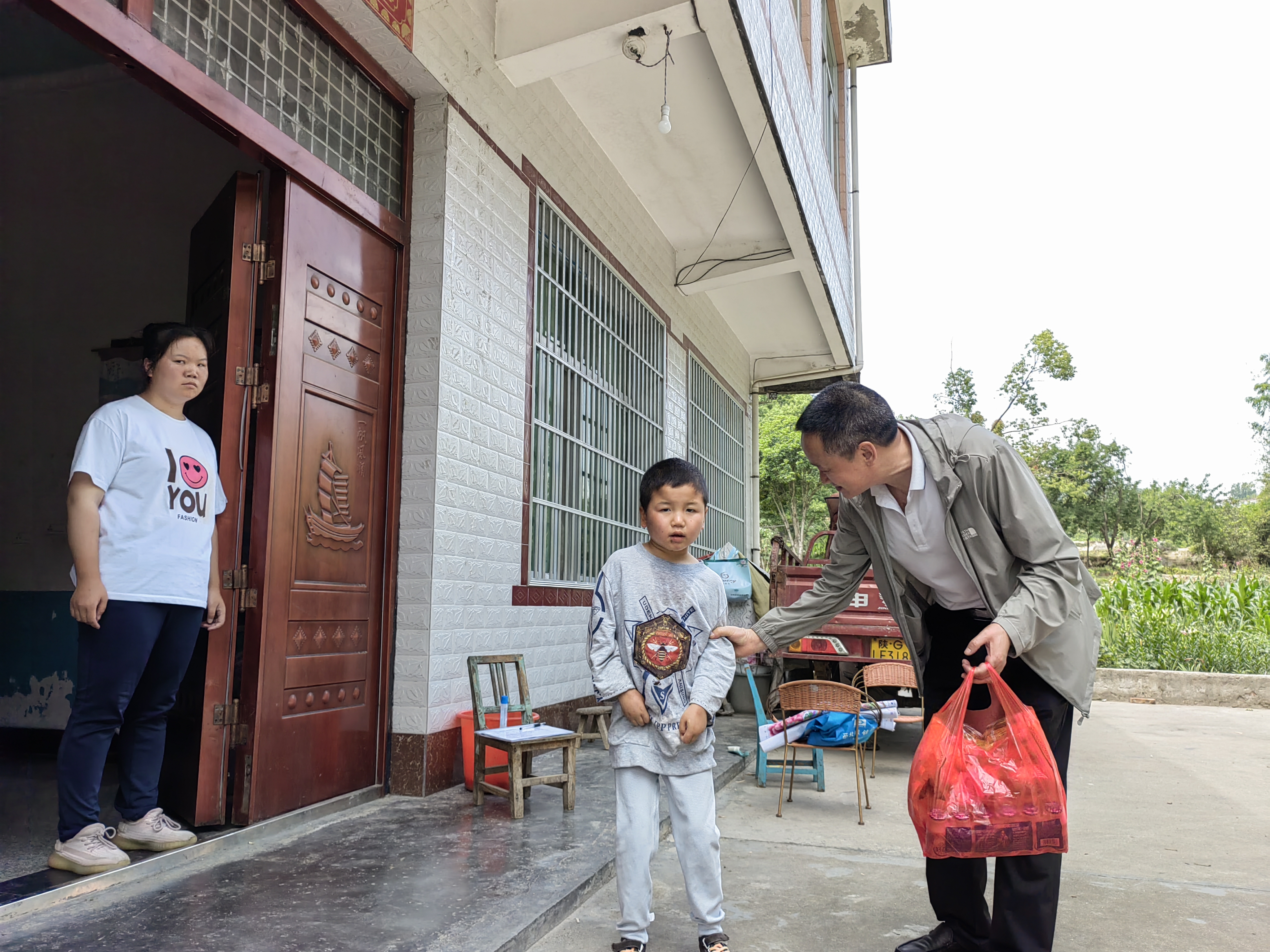汉阴县平梁镇高梁小学：暖心送教守护“特别的你”