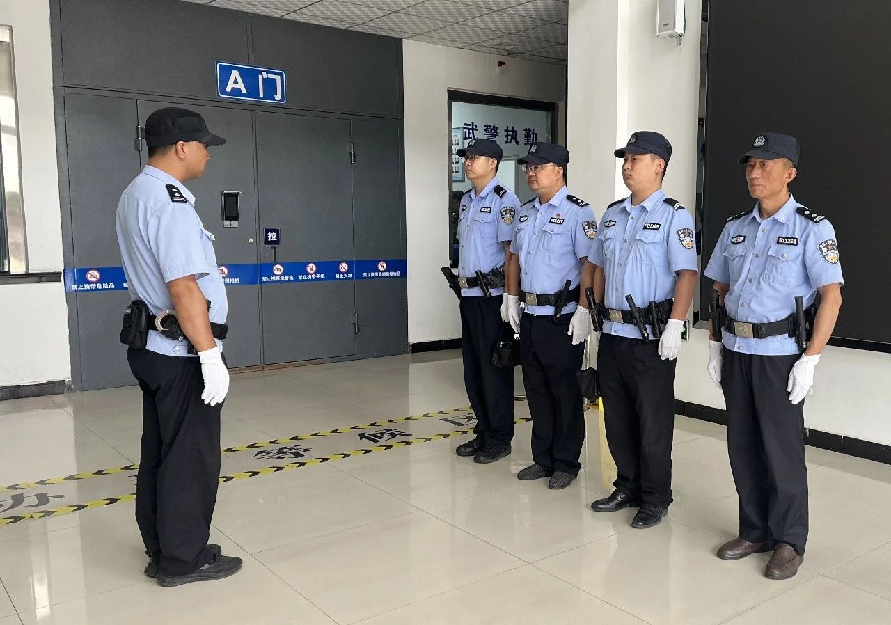 司法警察以担当与奉献筑起刑事审判“蓝色防线”