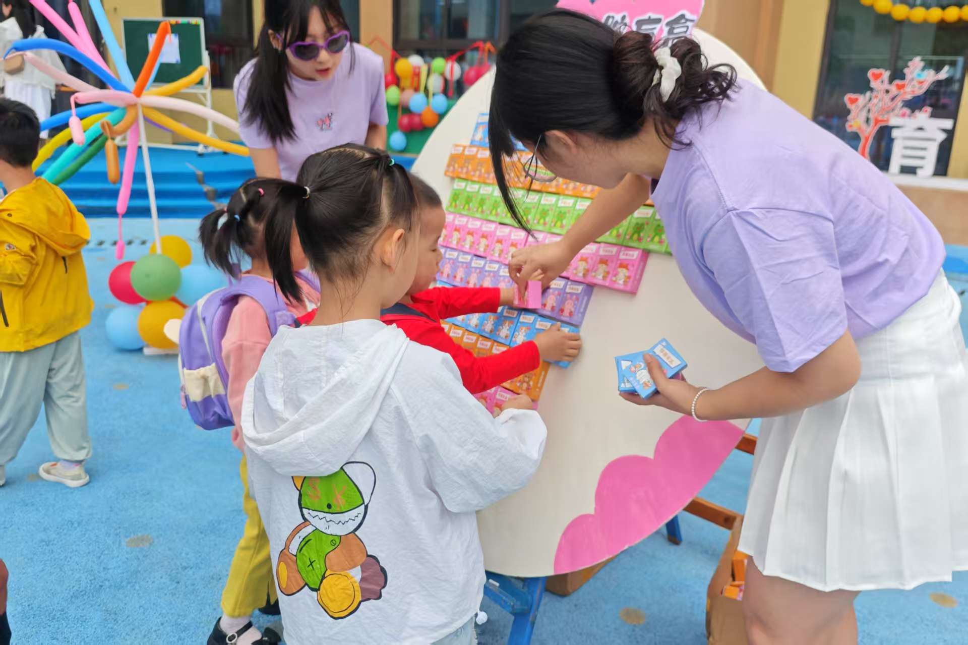 汉阴县第四幼儿园多彩开学仪式点亮新学期