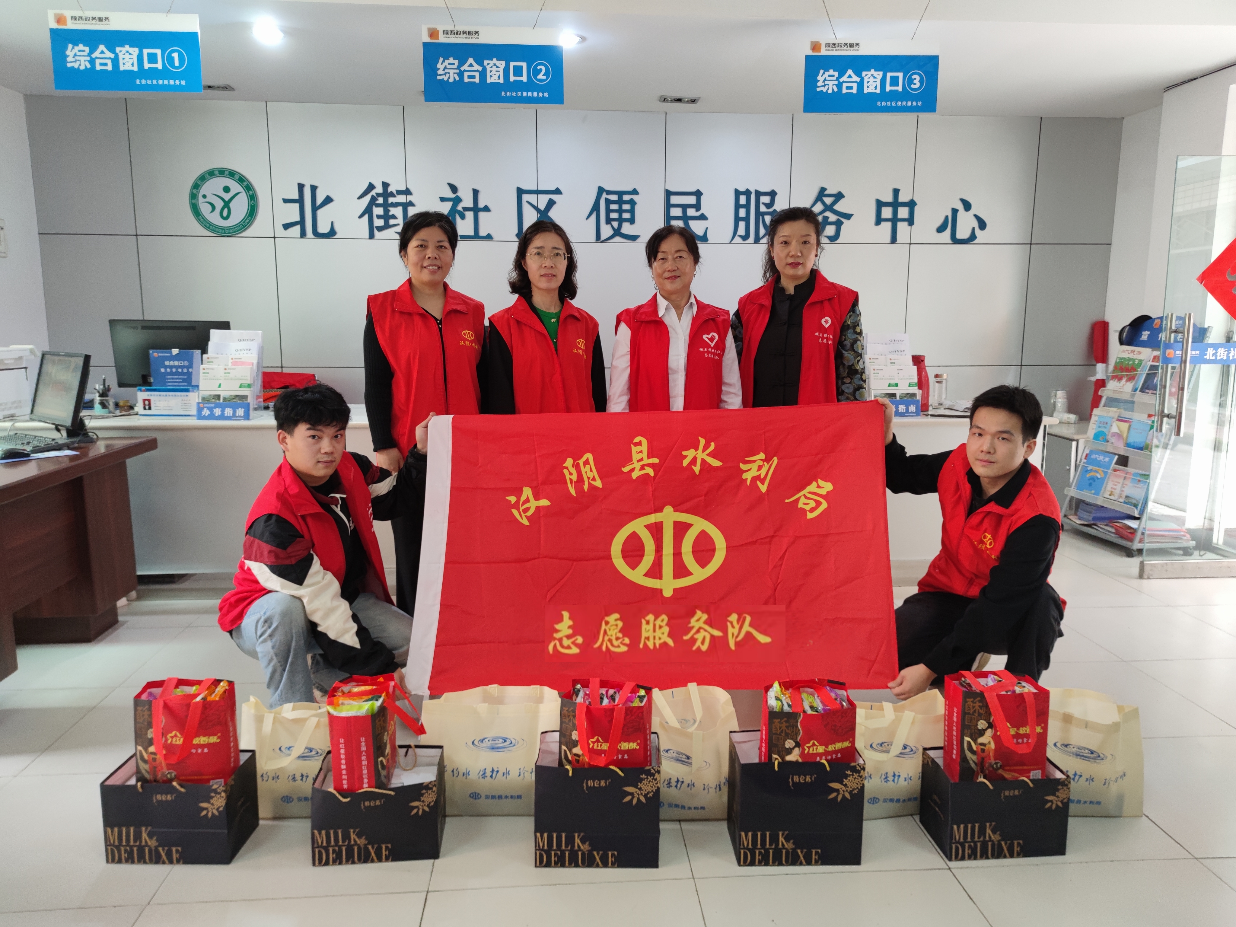 汉阴县水利局：双节入户送关怀 节水妙招进社区