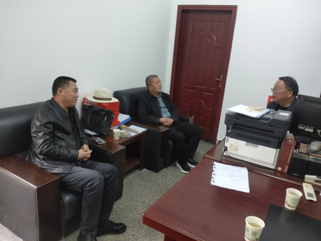 政企携手解民忧 南窑贡米香飘远——汉阴县工商联、商贸商会实地助力特色农产品销售