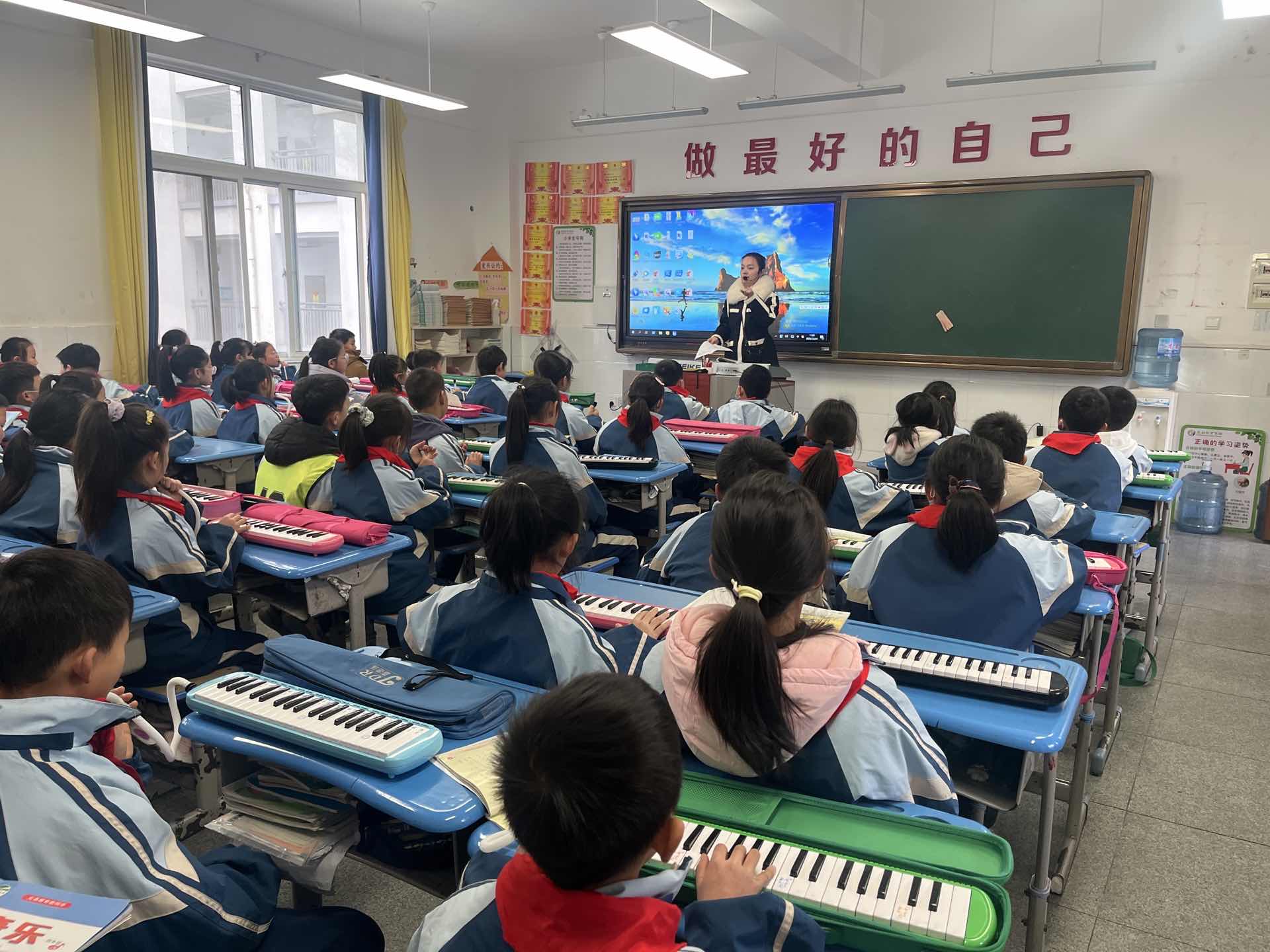 汉阴县教体局精准督导 赋能教育教学高质量发展