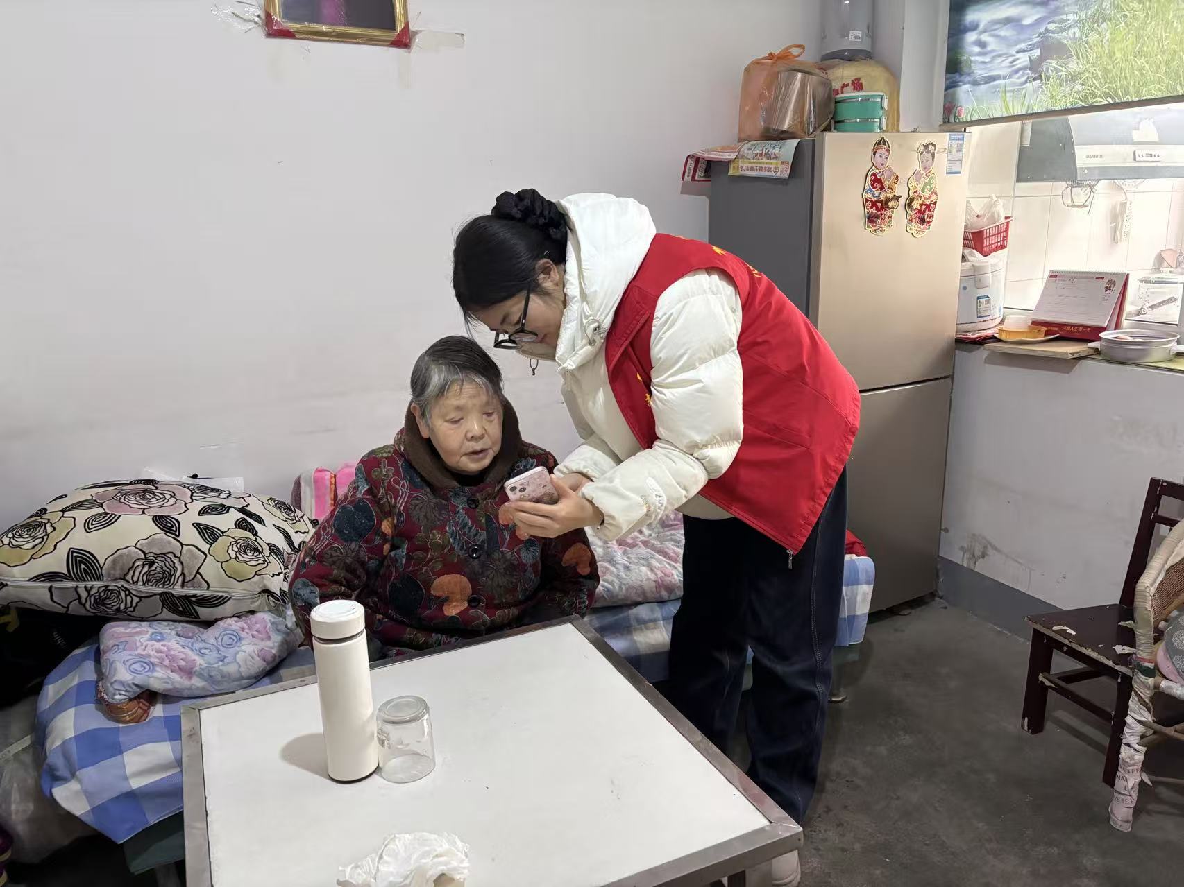 城关镇李家台社区：认证送上门 政策暖人心