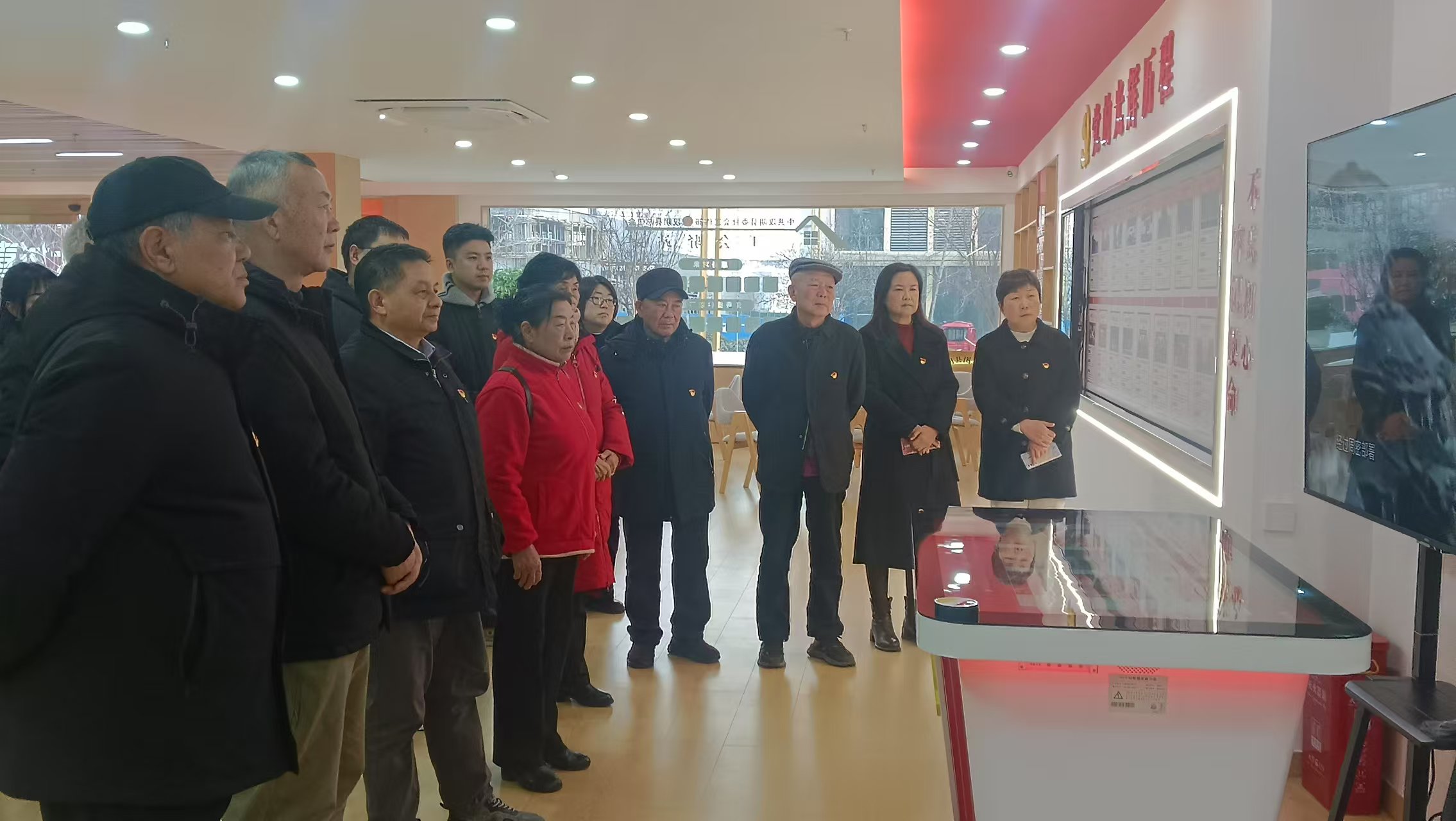 汉阴县城关镇凤台社区开展主题党日活动