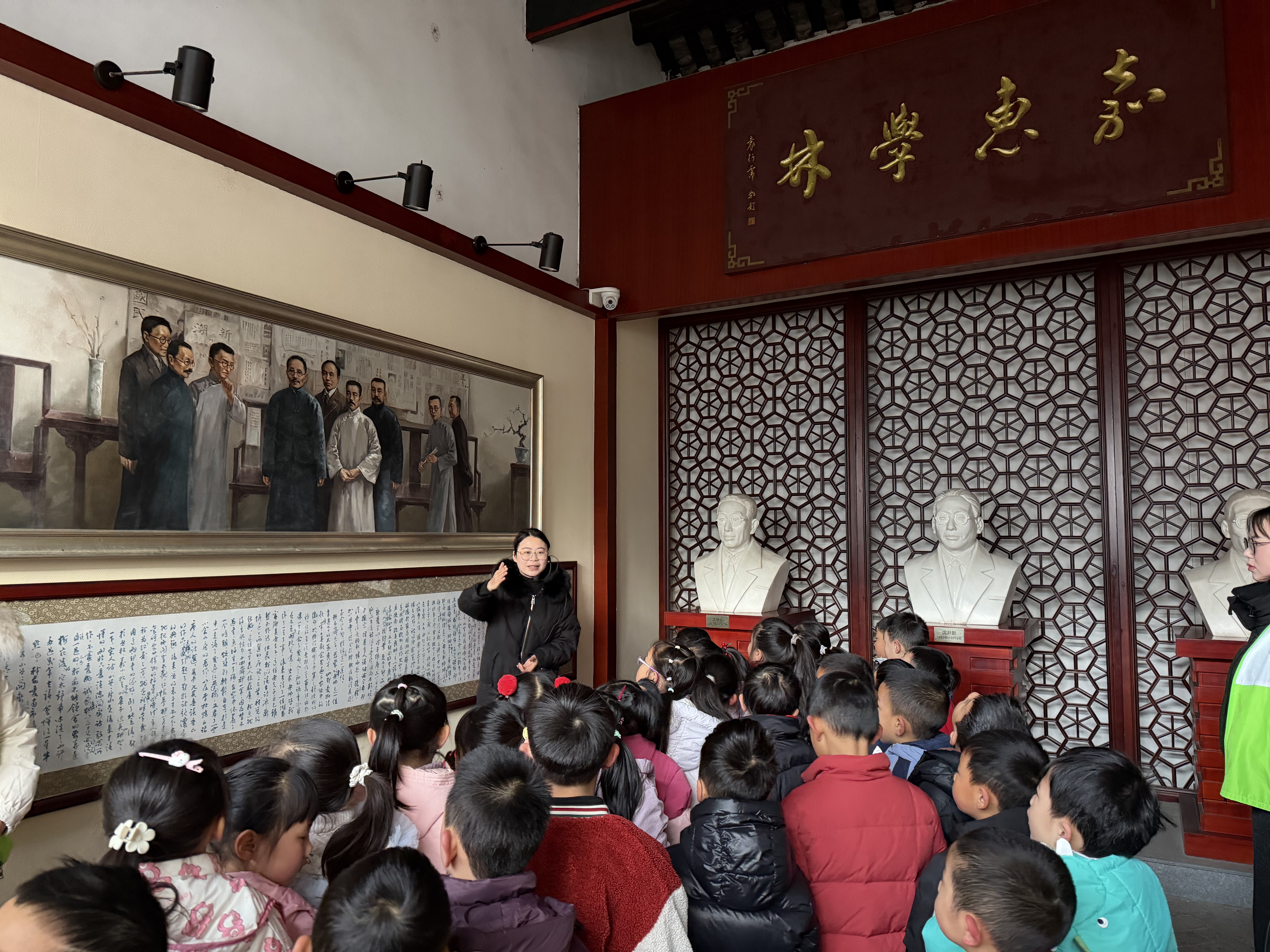 汉阴县第二幼儿园开展社会实践活动