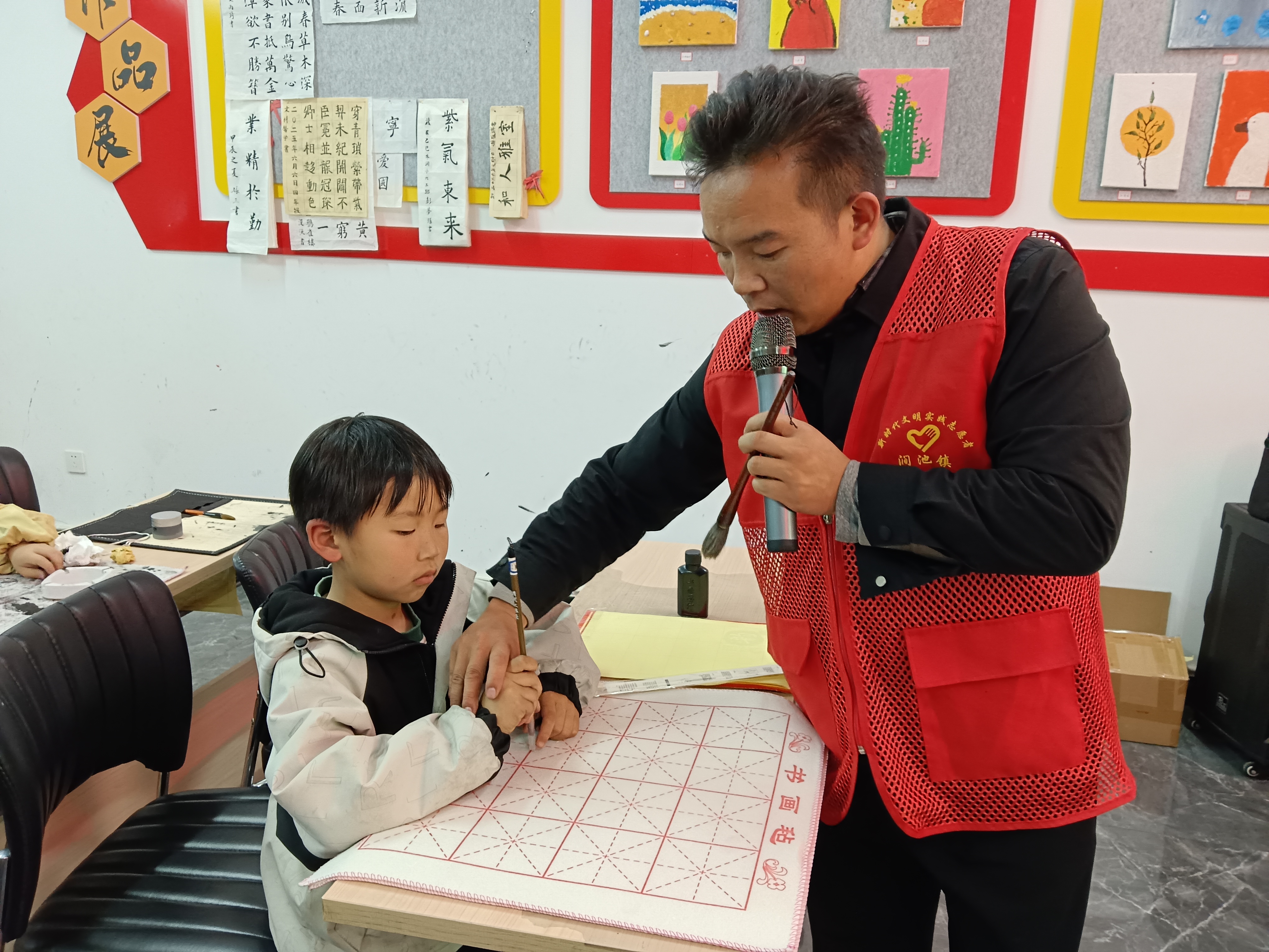 翰墨润乡风 公益启新程——涧池镇运刚公益书法培训班第八期开课了！