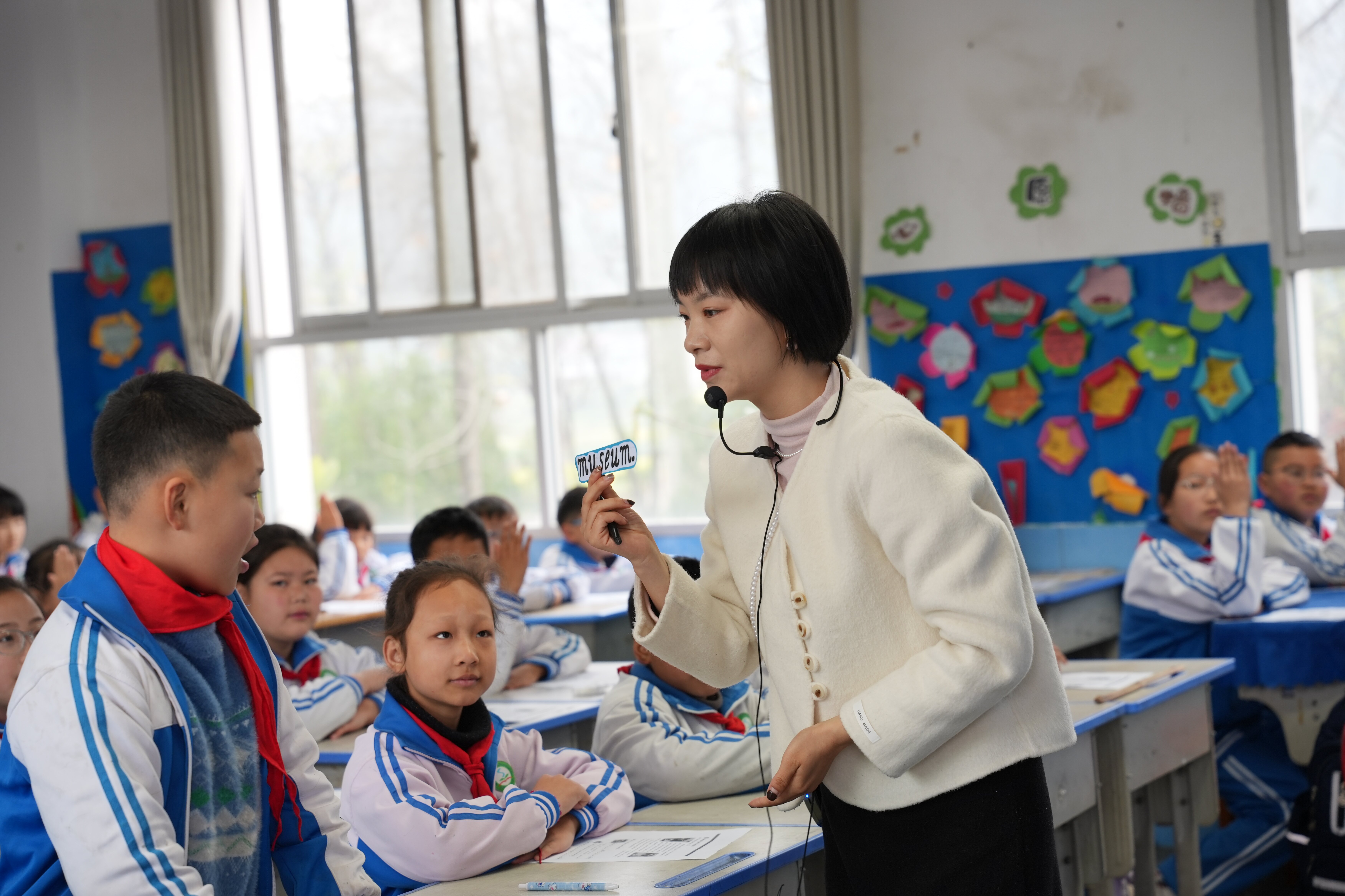 送教送培促均衡 携手共进谋发展